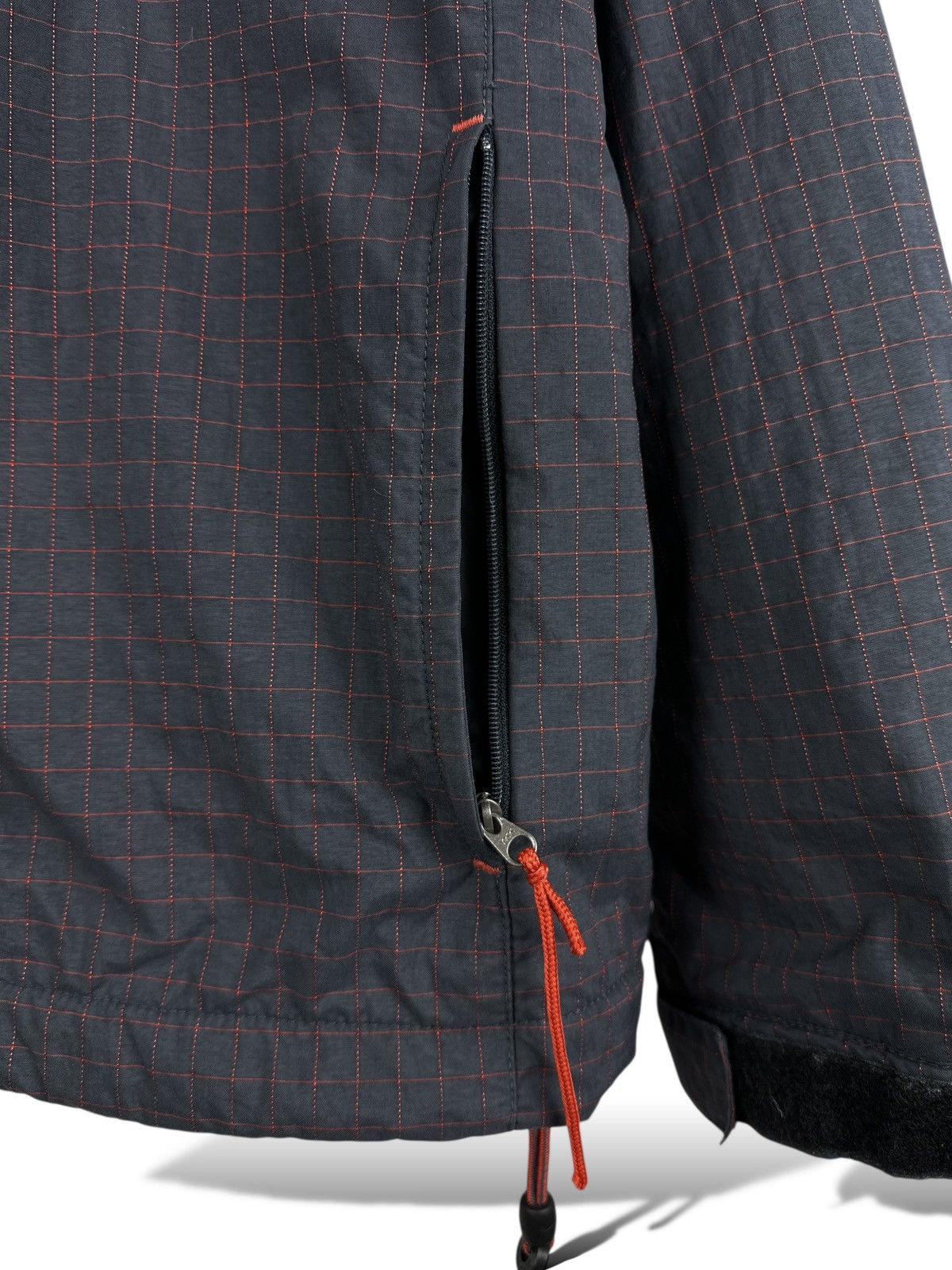 Nike Vintage Y2K Nike Nylon Jacket Full Zip Hooded Men’s Size S Size US S / EU 44-46 / 1 - 9 Thumbnail