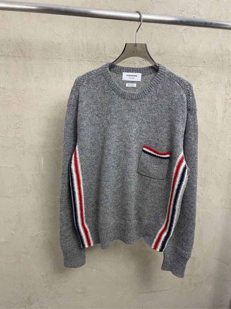 Thom Browne Thom browne Gray pocket side stripe wool round-neck sweater Size US M / EU 48-50 / 2 - 1 Thumbnail