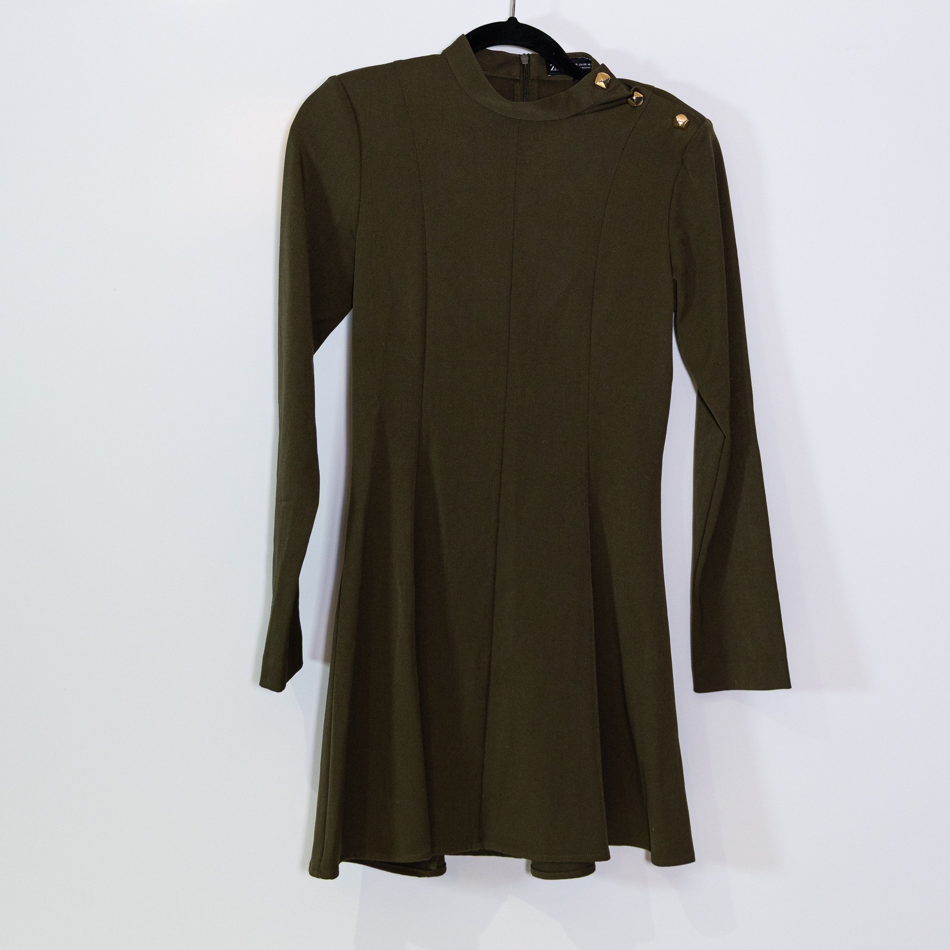 Zara Zara Stretch Knit Pleated Mock Neck Button Size XS / US 0-2 / IT 36-38 - 1 Thumbnail