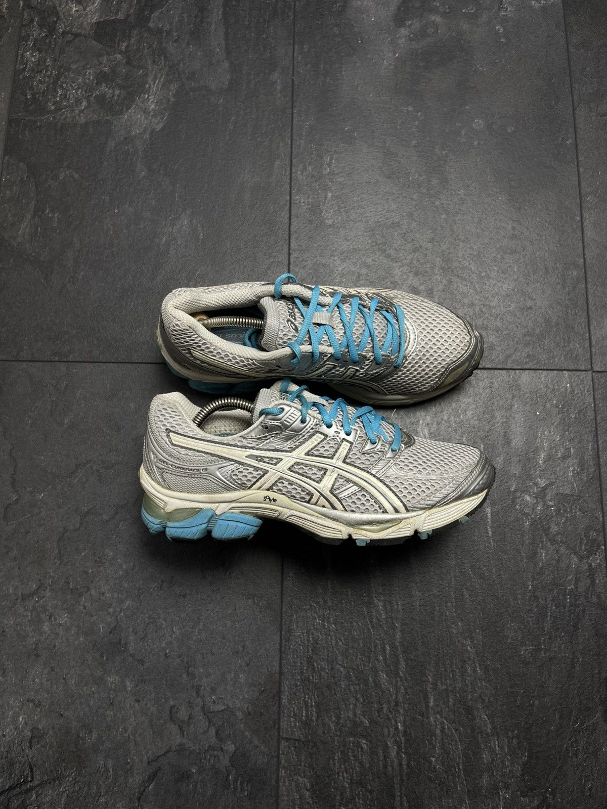 Vintage asics gel cumulus 13 low top sneakers