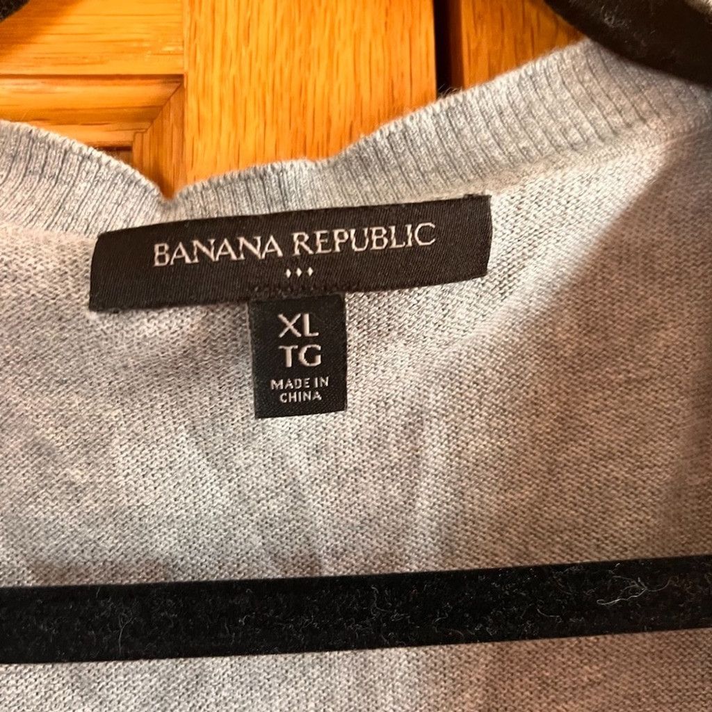 Banana Republic Button up grey cardigan with belt Size XL / US 12-14 / IT 48-50 - 2 Thumbnail