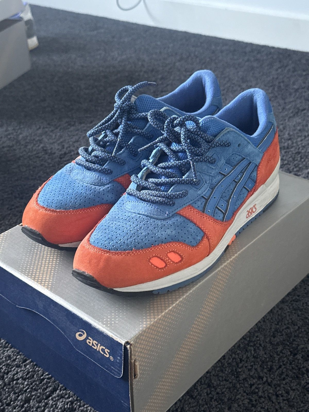 Asics × Ronnie Fieg Ronnie fieg x ASICS ‘Knick’s’ Size US 9.5 / EU 42-43 - 1 Thumbnail