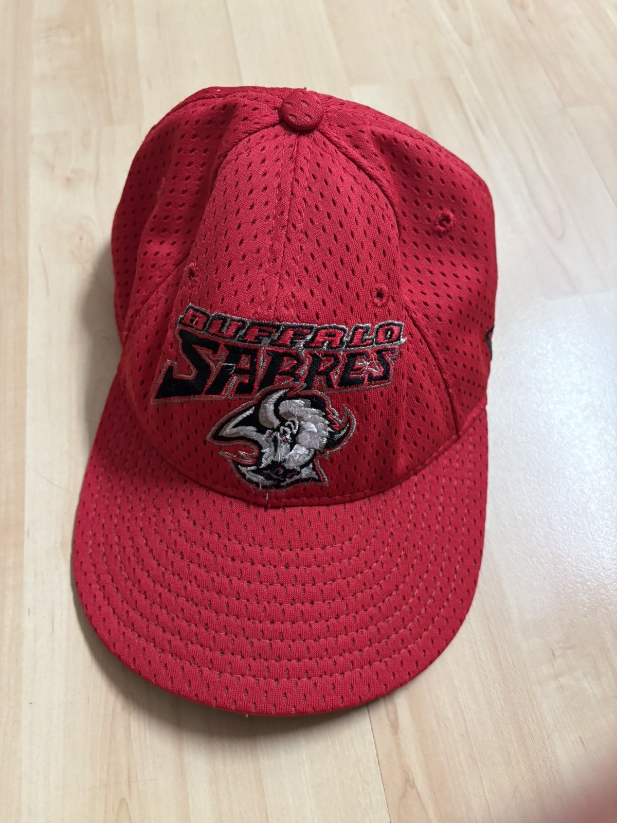 NHL × Vintage Vintage 1990s Buffalo Sabres Goathead Hat Size ONE SIZE - 1 Thumbnail