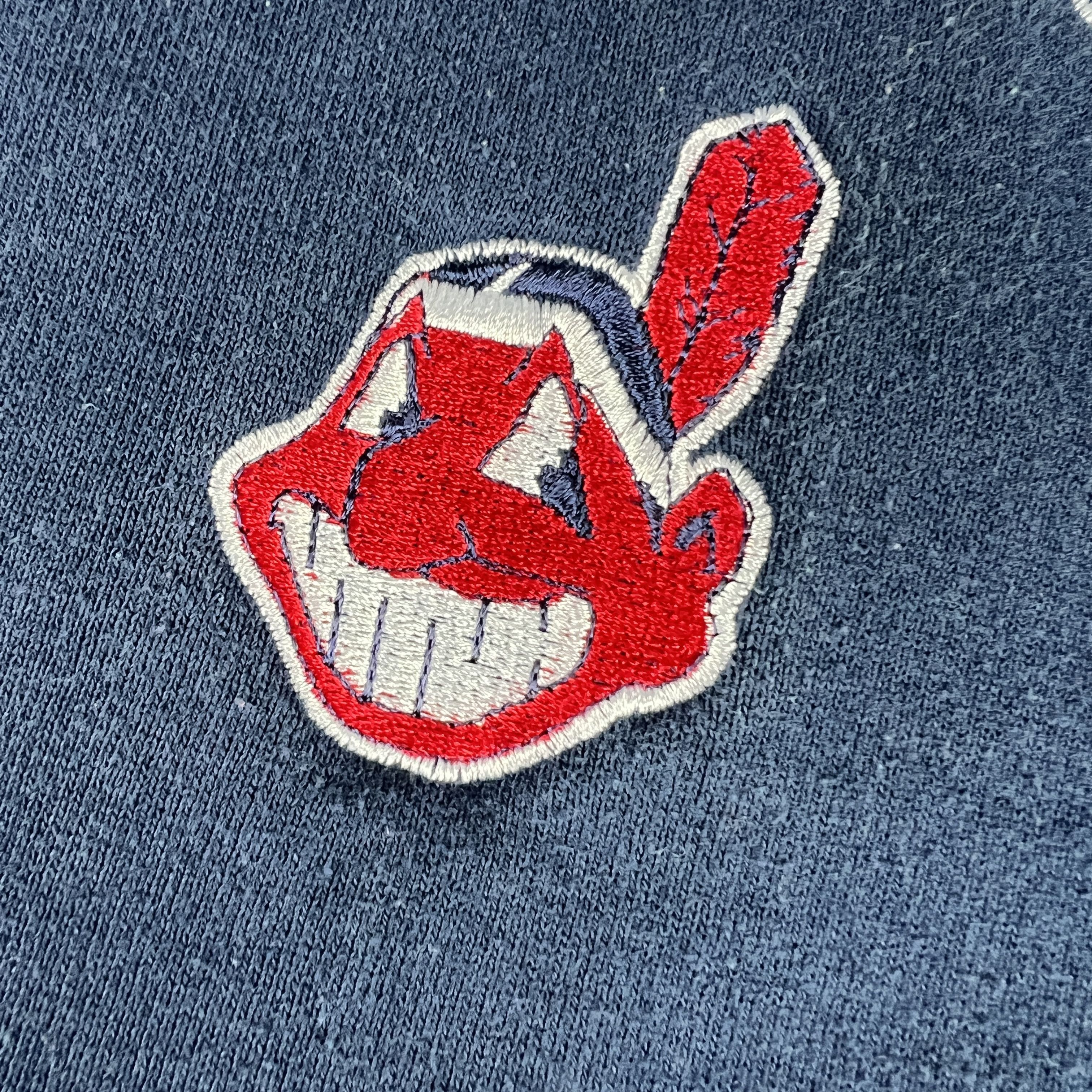 Fruit Of The Loom × MLB × Vintage VTG Cleveland Indians Sweatshirt Faded Embroidered Crewneck Size US L / EU 52-54 / 3 - 3 Thumbnail