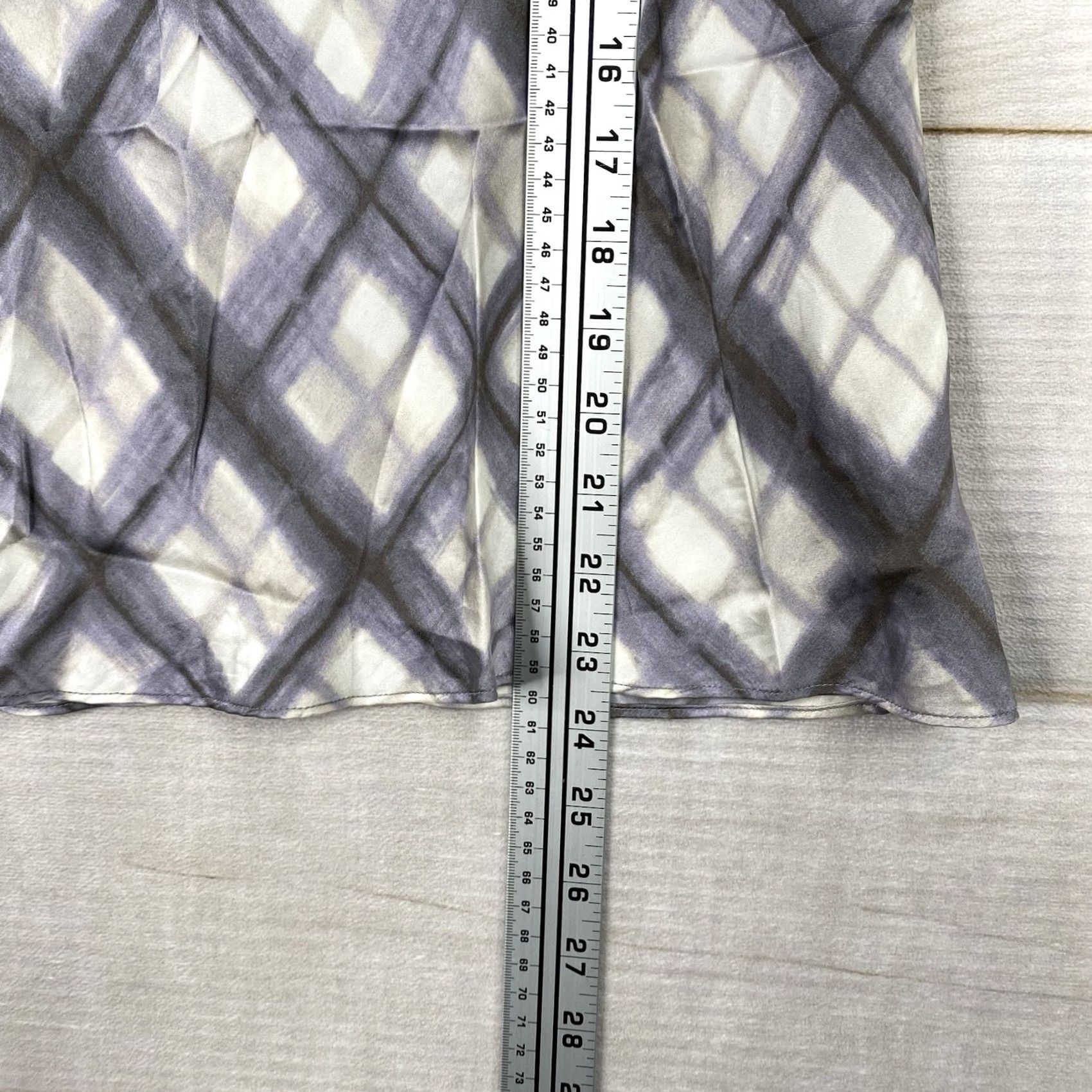 Banana Republic Banana Republic Blouse Shirt Womens XS Purple Gray Cream Plaid Silk Puff Sleeve Pleats Size XS / US 0-2 / IT 36-38 - 4 Thumbnail