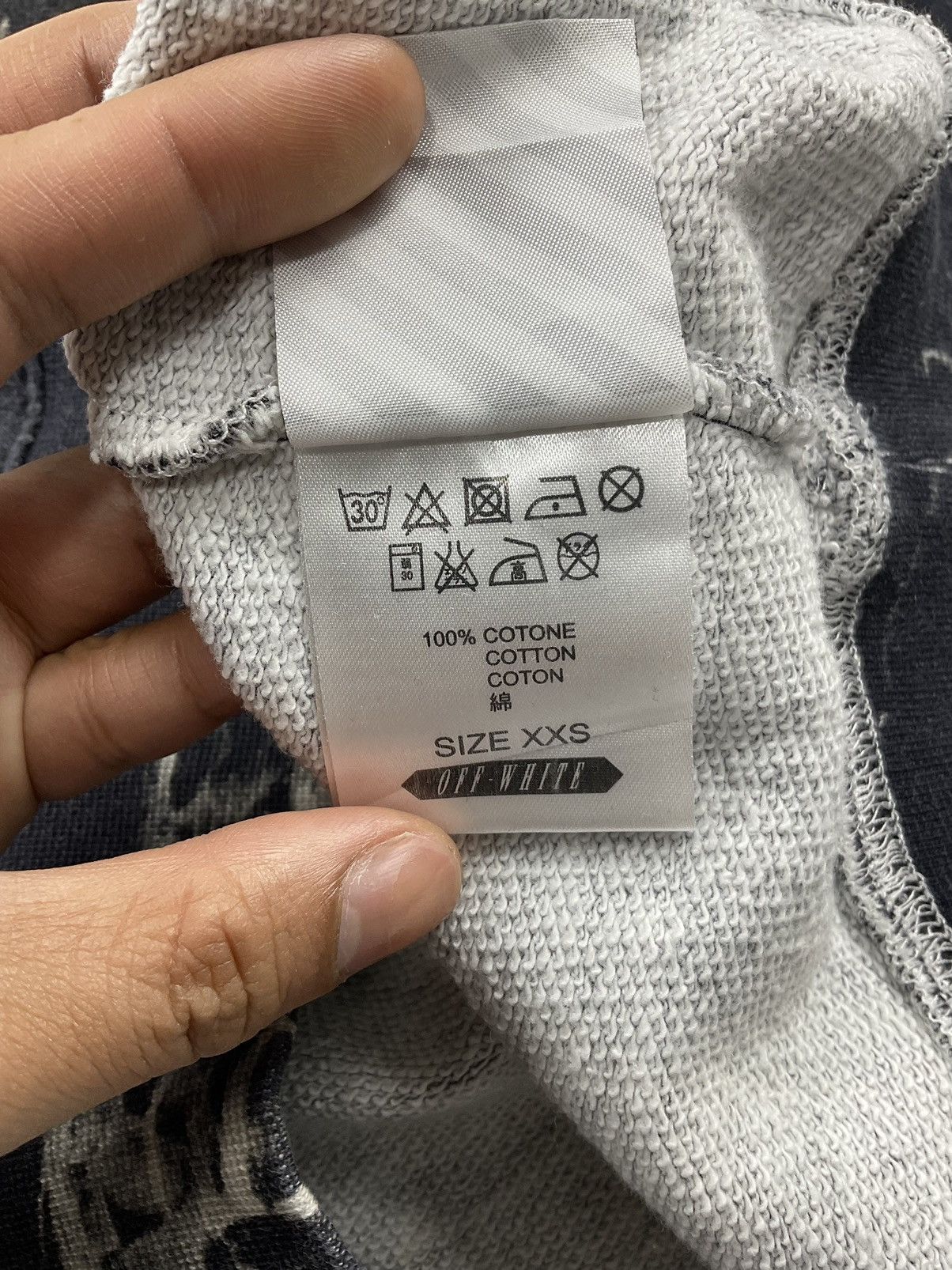 Off White Caravaggio Marble Sweatshirt