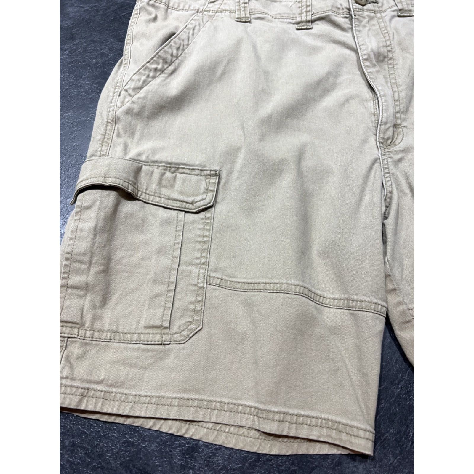 Wrangler Wrangler Cargo Shorts Men's Size 44 Relaxed Fit Cotton Outdoor Beige Size US 44 / EU 60 - 3 Thumbnail