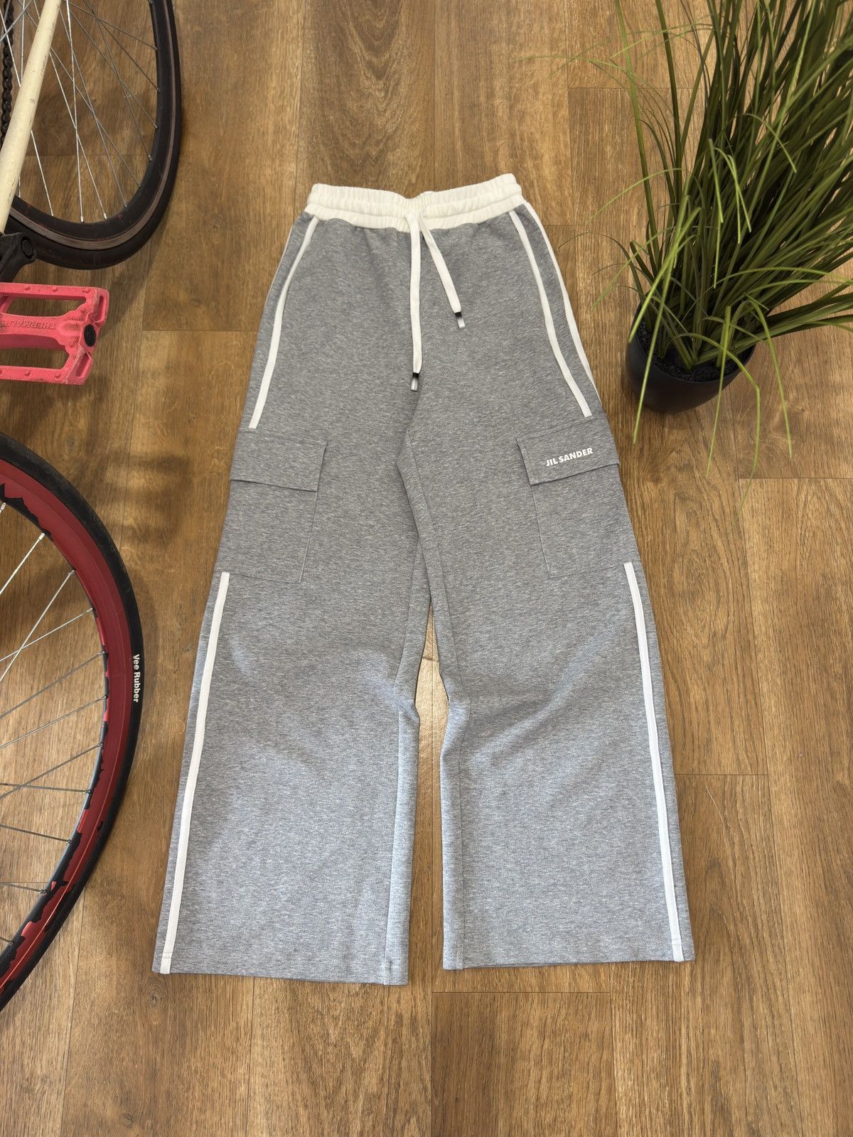 Jil Sander JIL SANDER WIDE LEG SWEATPANTS Size 27" / US 4 / IT 40 - 1 Thumbnail
