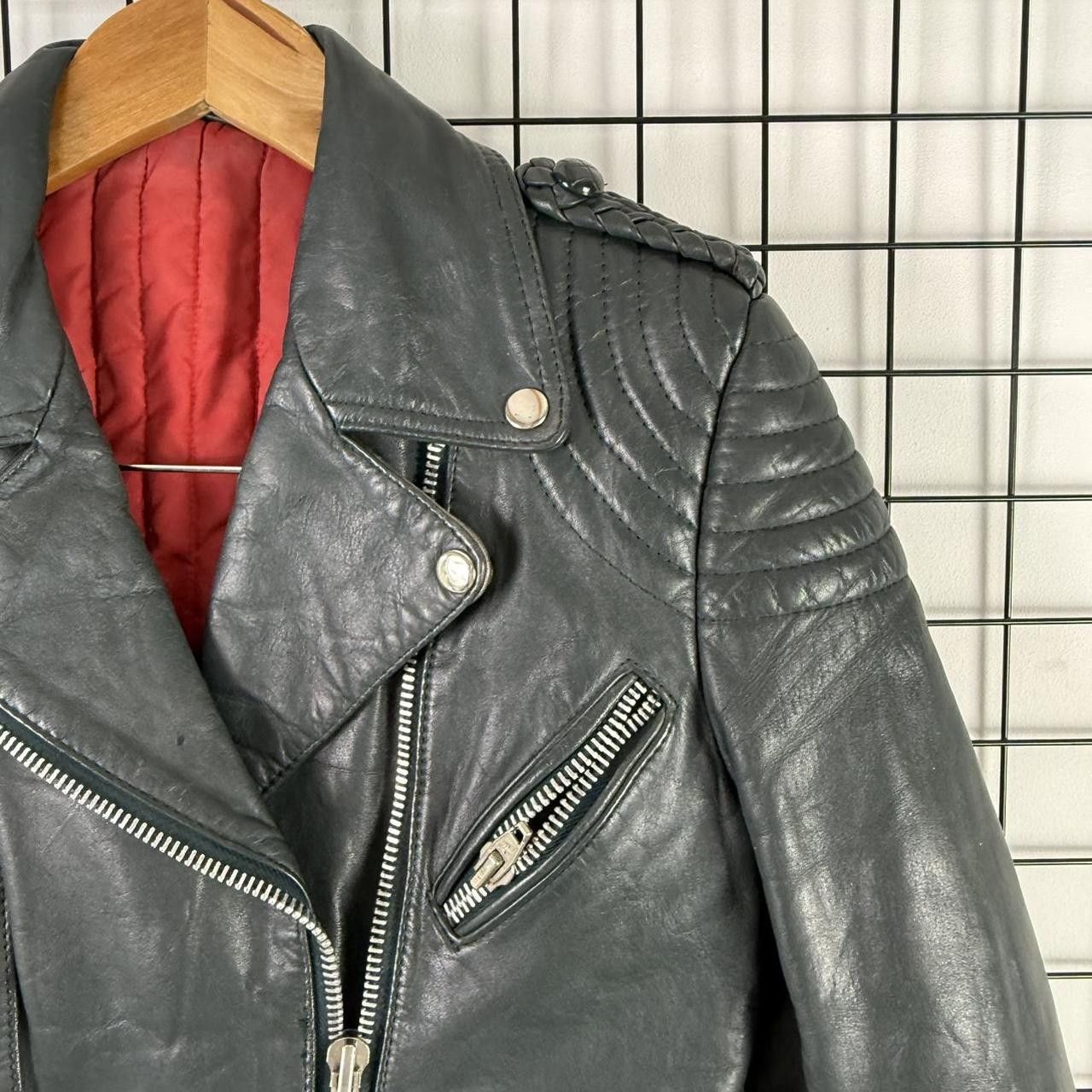Vintage Real Leather Jacket Womans Cropped Fitted Vintage 2000s Size M / US 6-8 / IT 42-44 - 5 Thumbnail