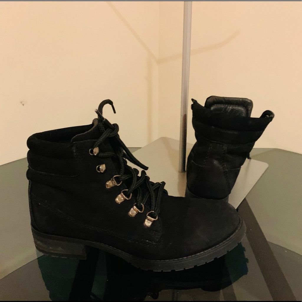 Steve Madden 💲💰SALE💰💲 Steve Madden BN black boots size 8.5 Size US 11 / IT 41 - 1 Thumbnail