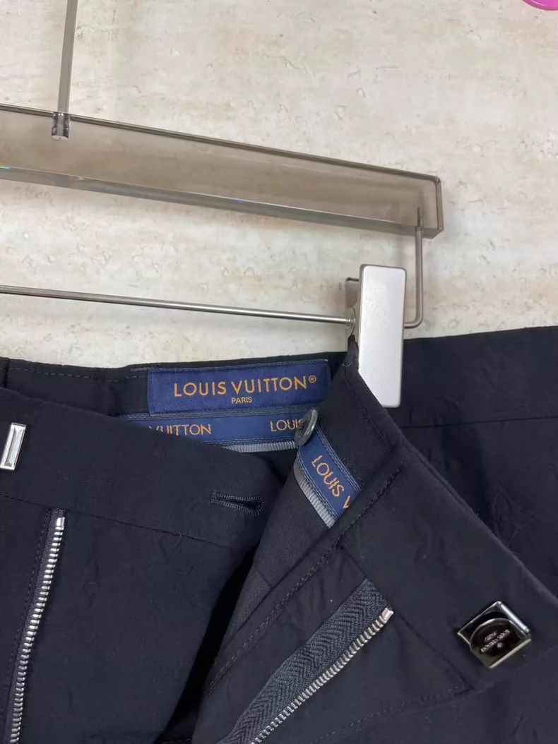 Louis Vuitton louis vuitton size US 46 Black trousers with presbyopia, d Size US 30 / EU 46 - 3 Thumbnail