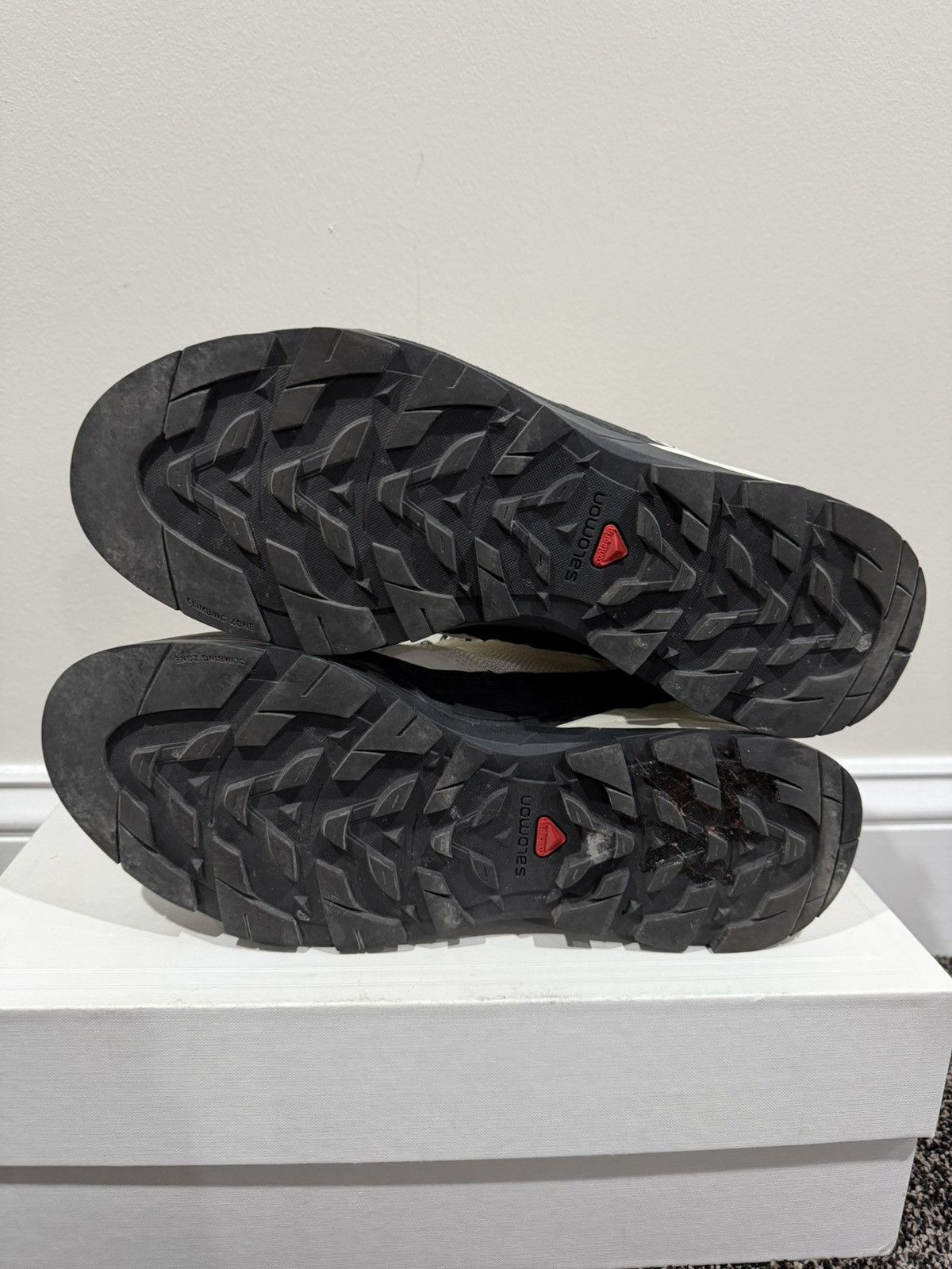 Maison Margiela × Salomon Salomon X-Alp x MM6 Maison Margiela Vanilla Ice Sneakers Size US 9.5 / EU 42-43 - 9 Thumbnail