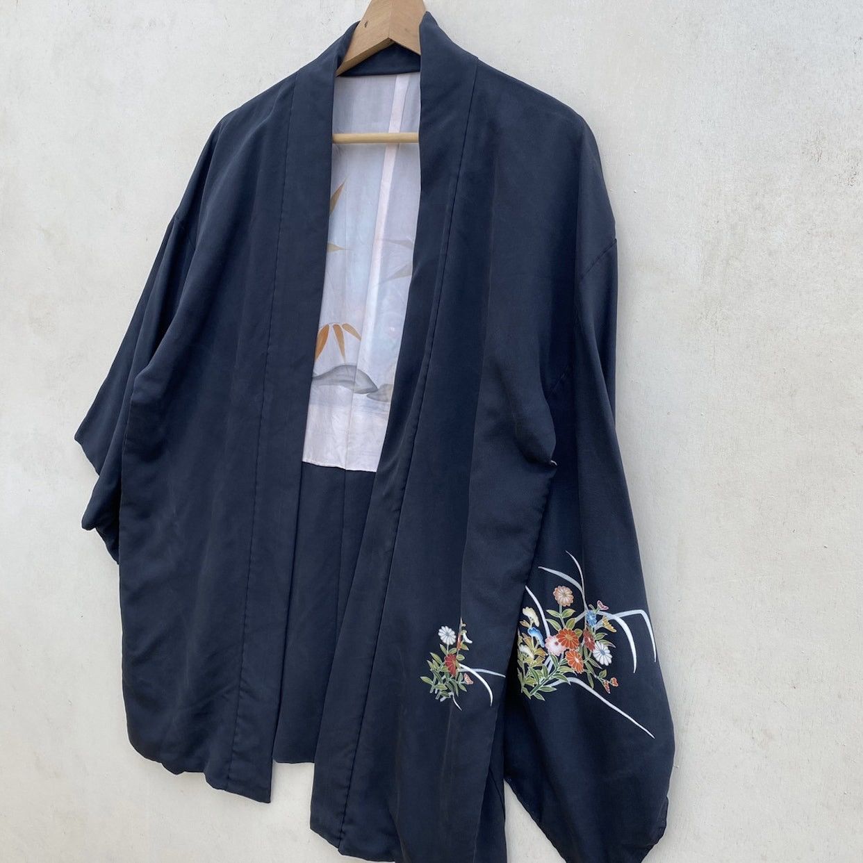 Vintage Japanese Traditional Kimono Floral Abstract