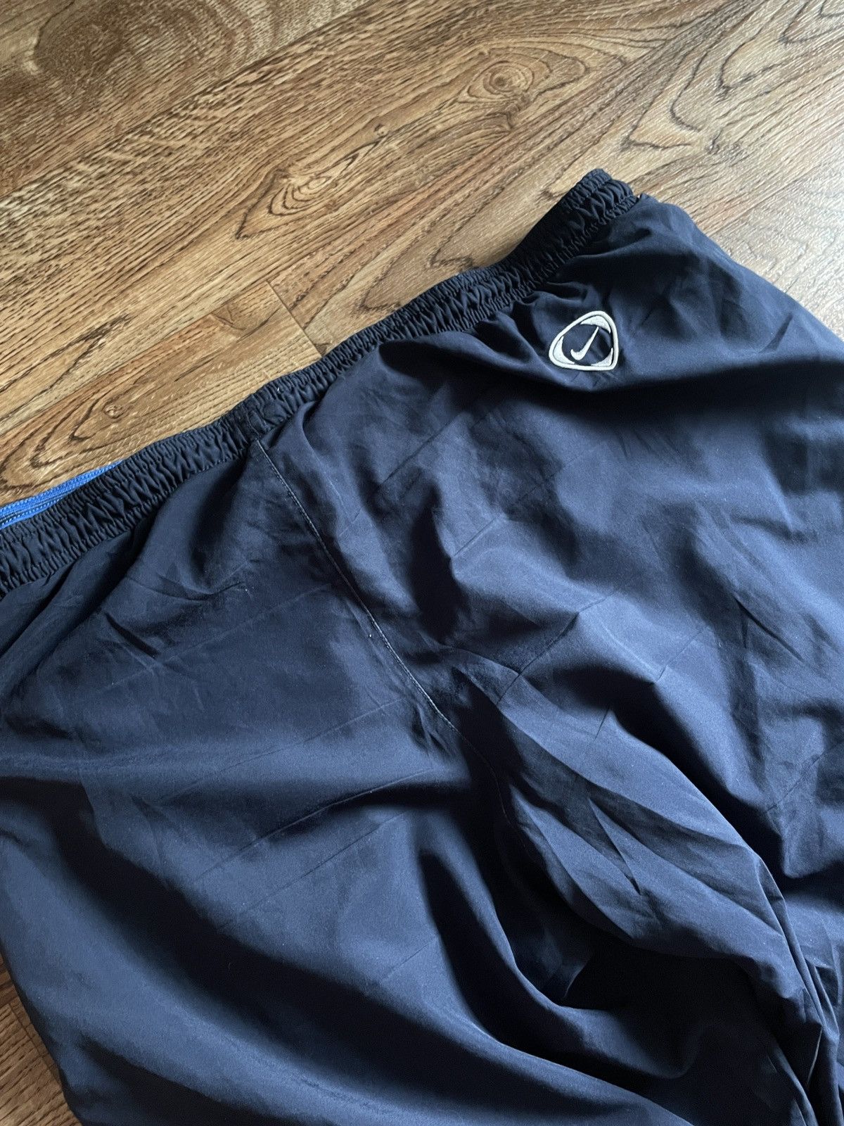 Nike Vintage Nike Track Pants Double Swoosh Y2K Baggy Sweatpants Size US 36 / EU 52 - 9 Thumbnail