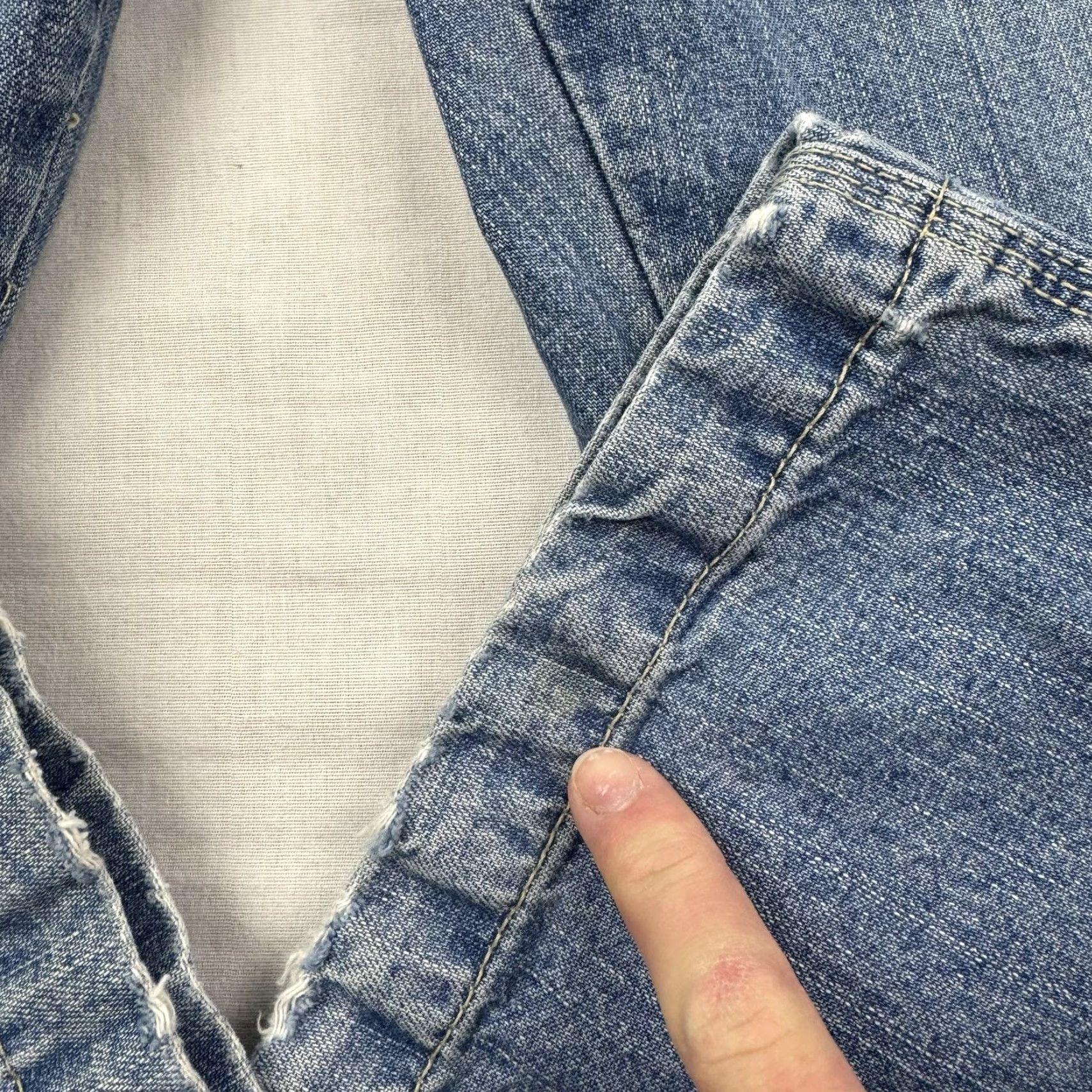 Levi's VINTAGE Levi's Carpenter Jeans Men 38x32 Blue Wide-Leg 90s Grunge Y2K Baggy Size US 38 / EU 54 - 6 Thumbnail