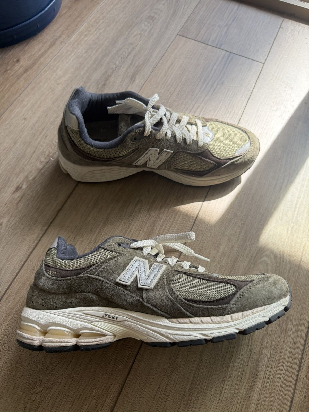 New Balance New Balance 2002R in olive green colorway Size US 8.5 / EU 41-42 - 1 Thumbnail