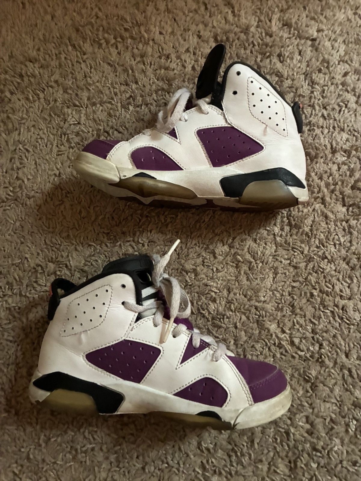 Jordan Brand Air Jordan 6 ‘Grape’ 2014 Size US 4 / IT 34 - 2 Thumbnail