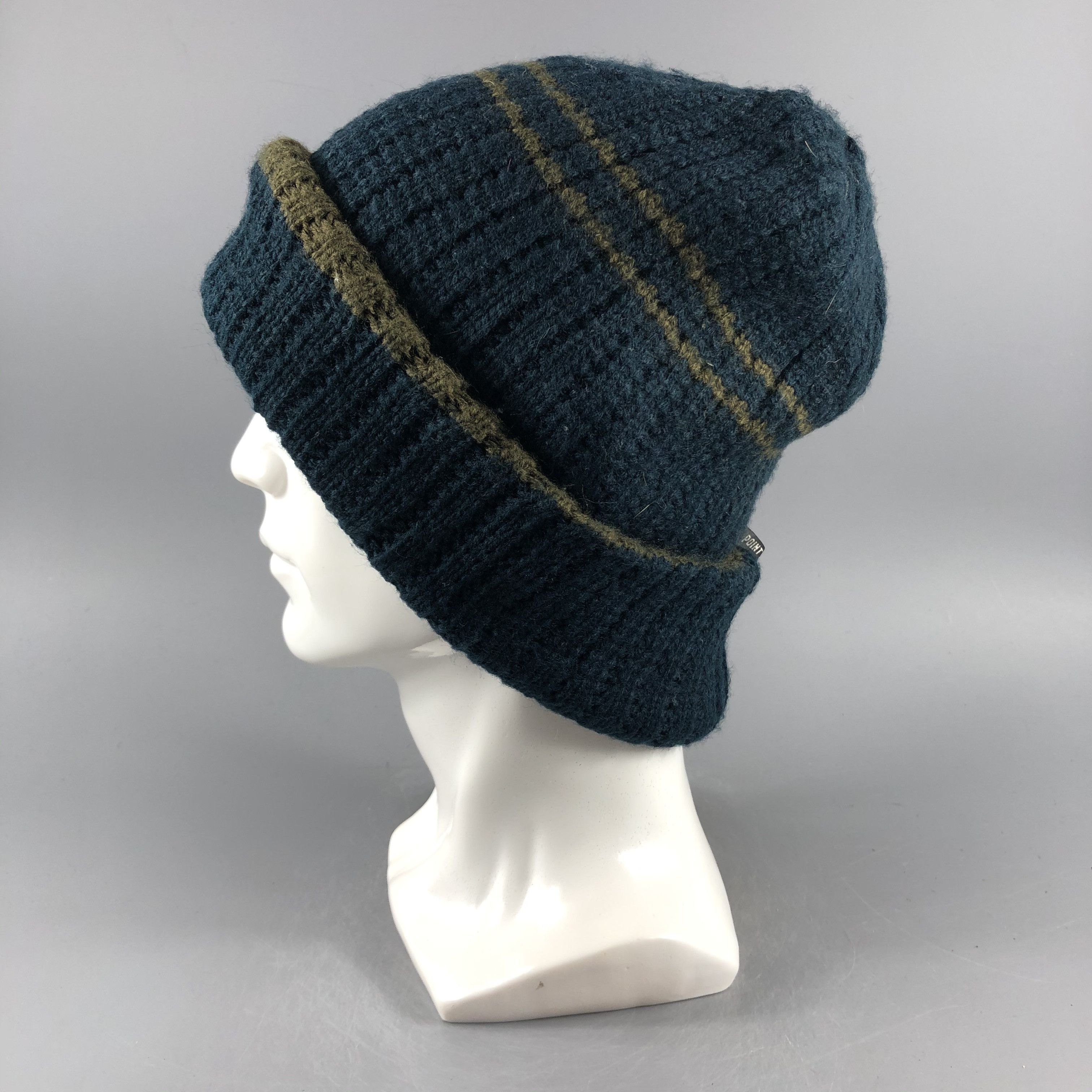 Vintage Point Square Beanie Snow Hat Snow Cap -D338 Size ONE SIZE - 1 Thumbnail