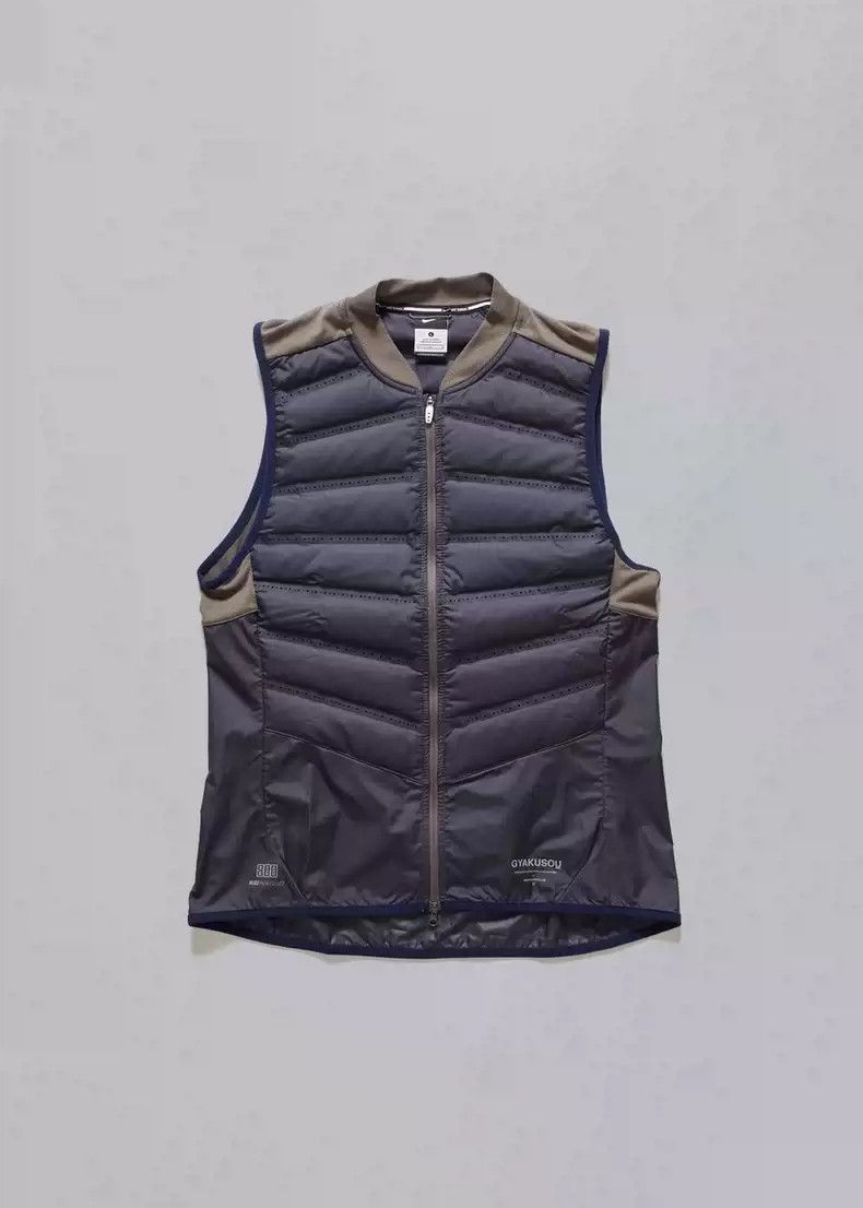 Gyakusou vest best sale