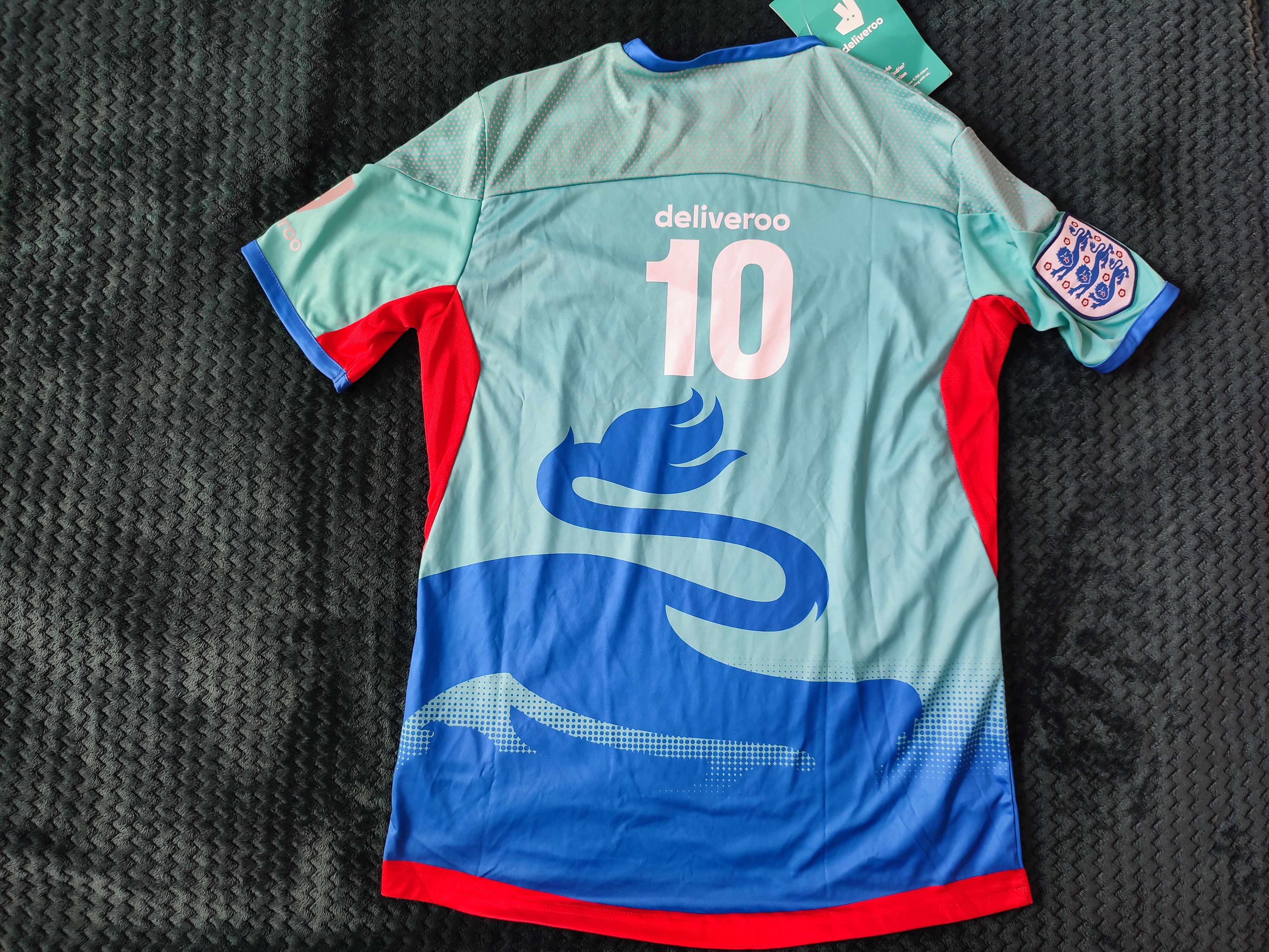 Vintage England Deliveroo Football Shirt Soccer Jersey Size M Size US M / EU 48-50 / 2 - 8 Thumbnail