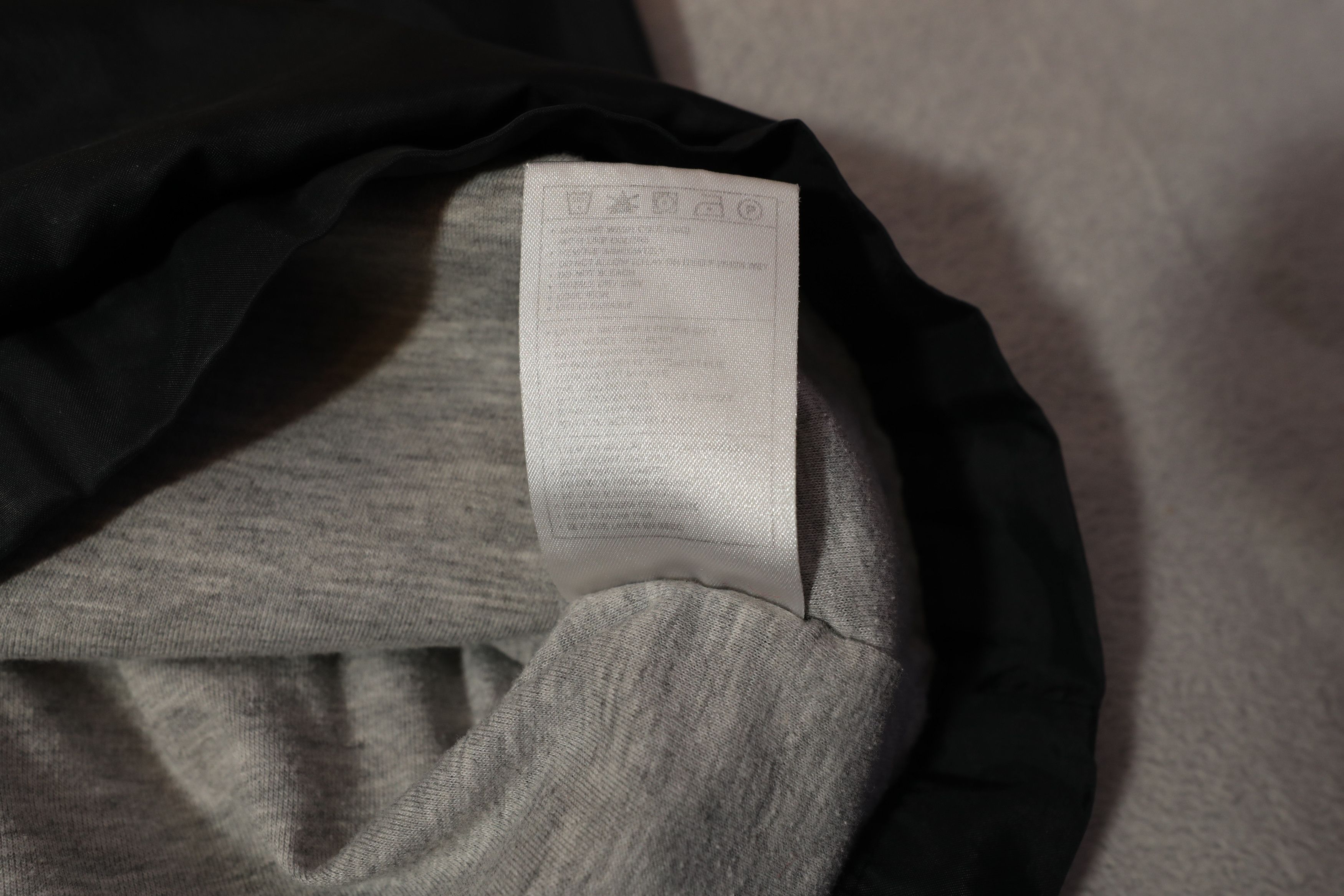 Nike Vintage Nike Y2K Zip Up Track Jacket (L) Size US XL / EU 56 / 4 - 16 Thumbnail