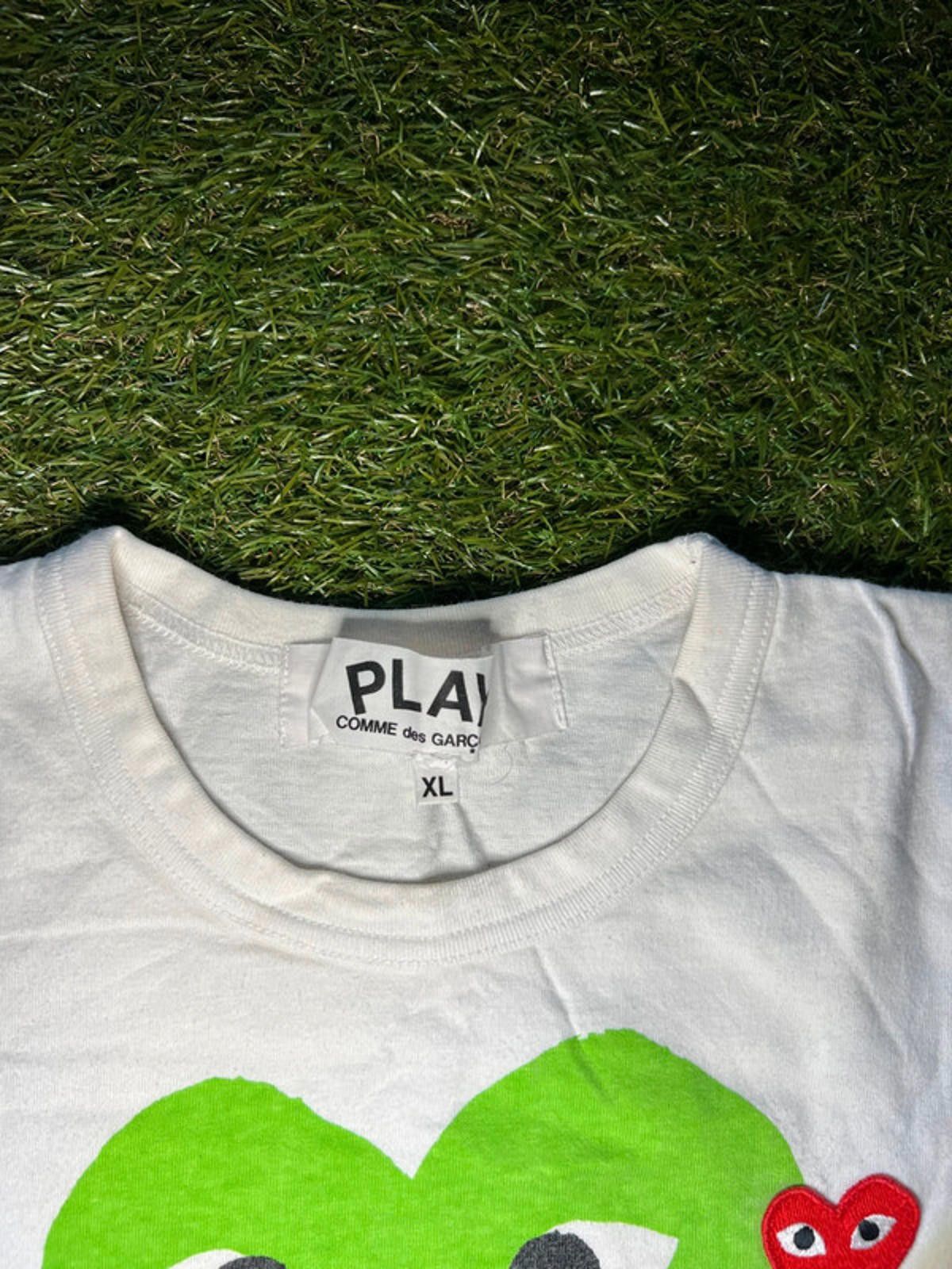 Comme des Garcons PLAY Comme Des Garçons Play Heart Tee Size US XL / EU 56 / 4 - 5 Thumbnail