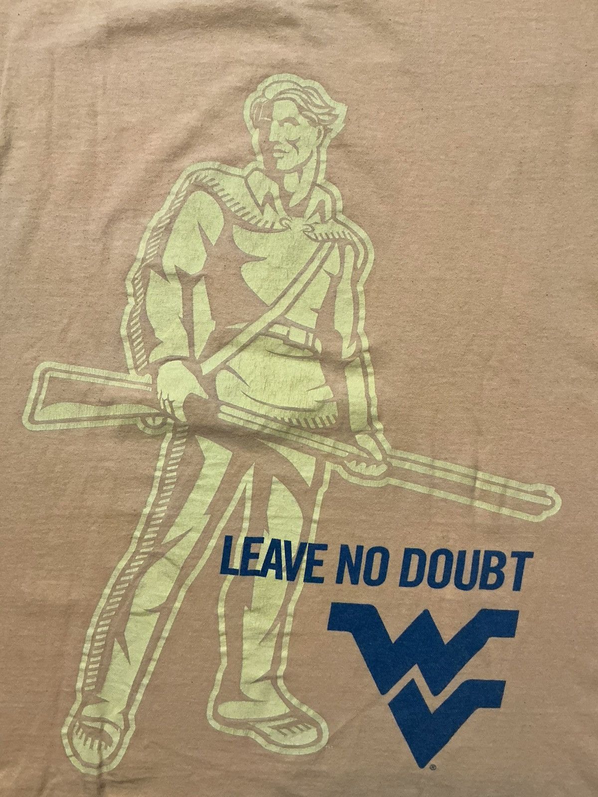 Nike Nike Center Swoosh West Virginia Mountaineers No T-Shirt Size US L / EU 52-54 / 3 - 7 Thumbnail