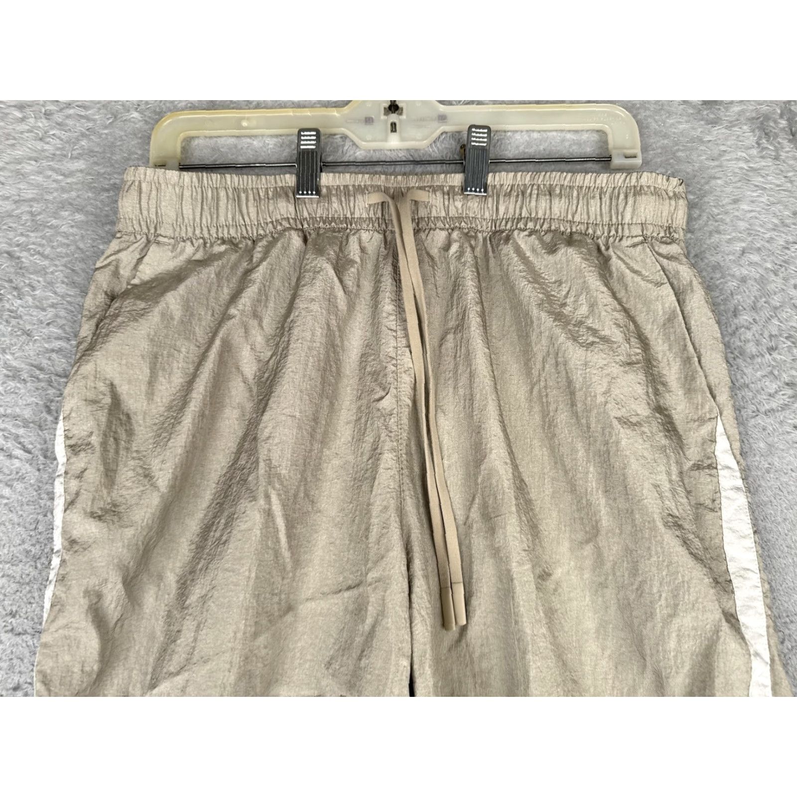 Athleta Athleta Womens Medium Beige Track Pants with Side Stripe Nylon Elastic Waist Joggers Size 32" / US 10 / IT 46 - 4 Thumbnail