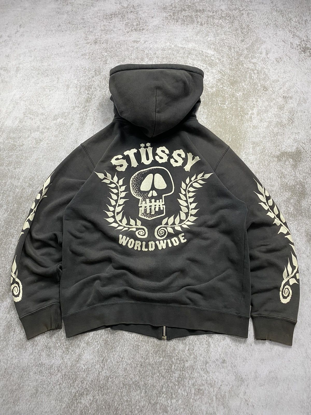 2000s Stussy disstresed hoodie