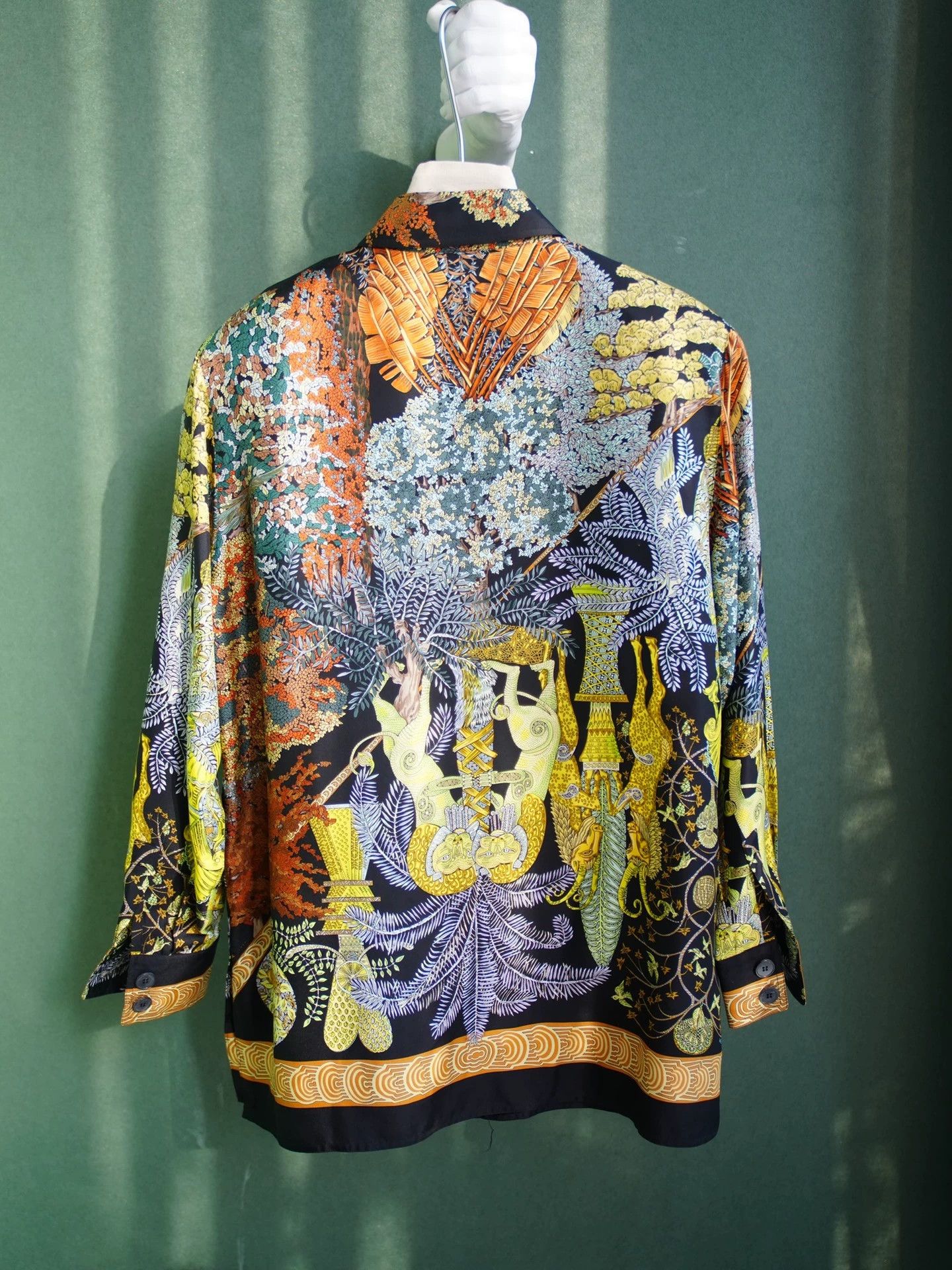 Hermes Hermes Vintage Jungle Legend Silk Shirt Black Oversized Size M / US 6-8 / IT 42-44 - 3 Thumbnail