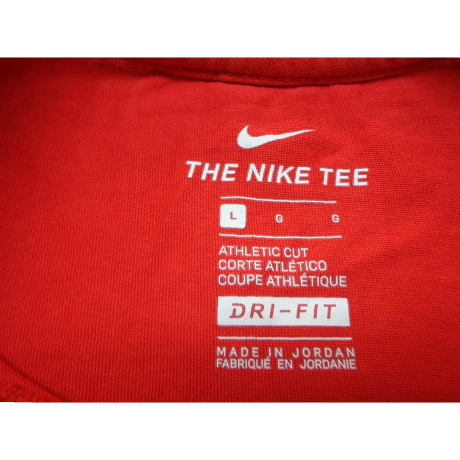 Nike Nike Dri-FIT Football Graphic Red T Shirt Large Athletic Cut Mens Size US L / EU 52-54 / 3 - 5 Thumbnail