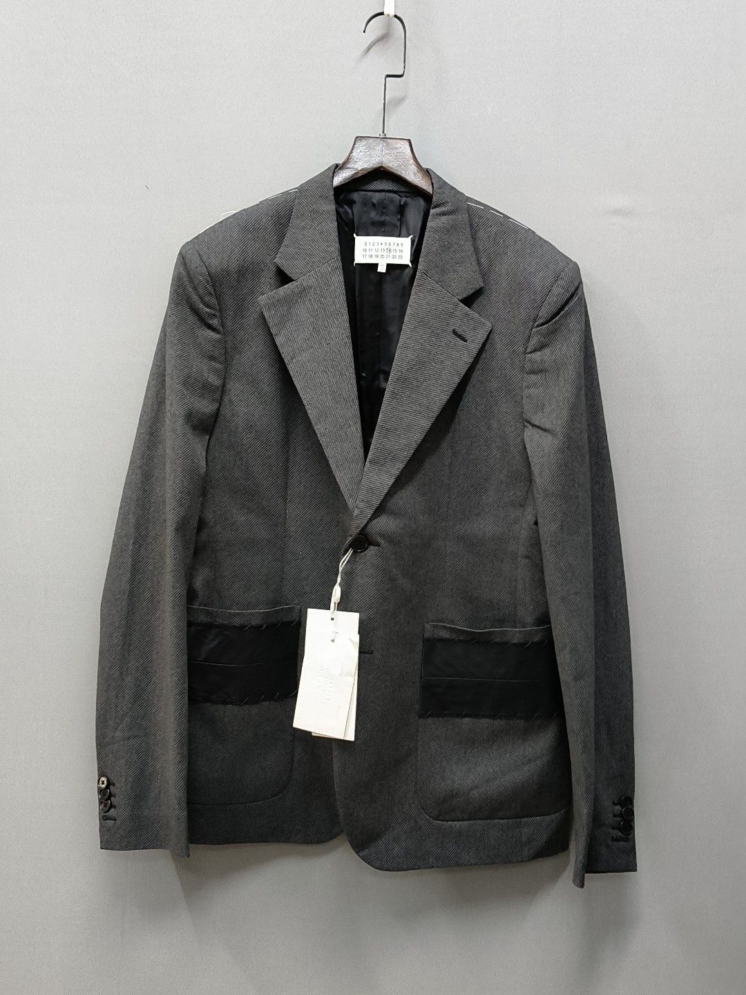 Maison Margiela Maison Margiela Men's suit jacket 2501-Nextarrow Size US M / EU 48-50 / 2 - 1 Thumbnail