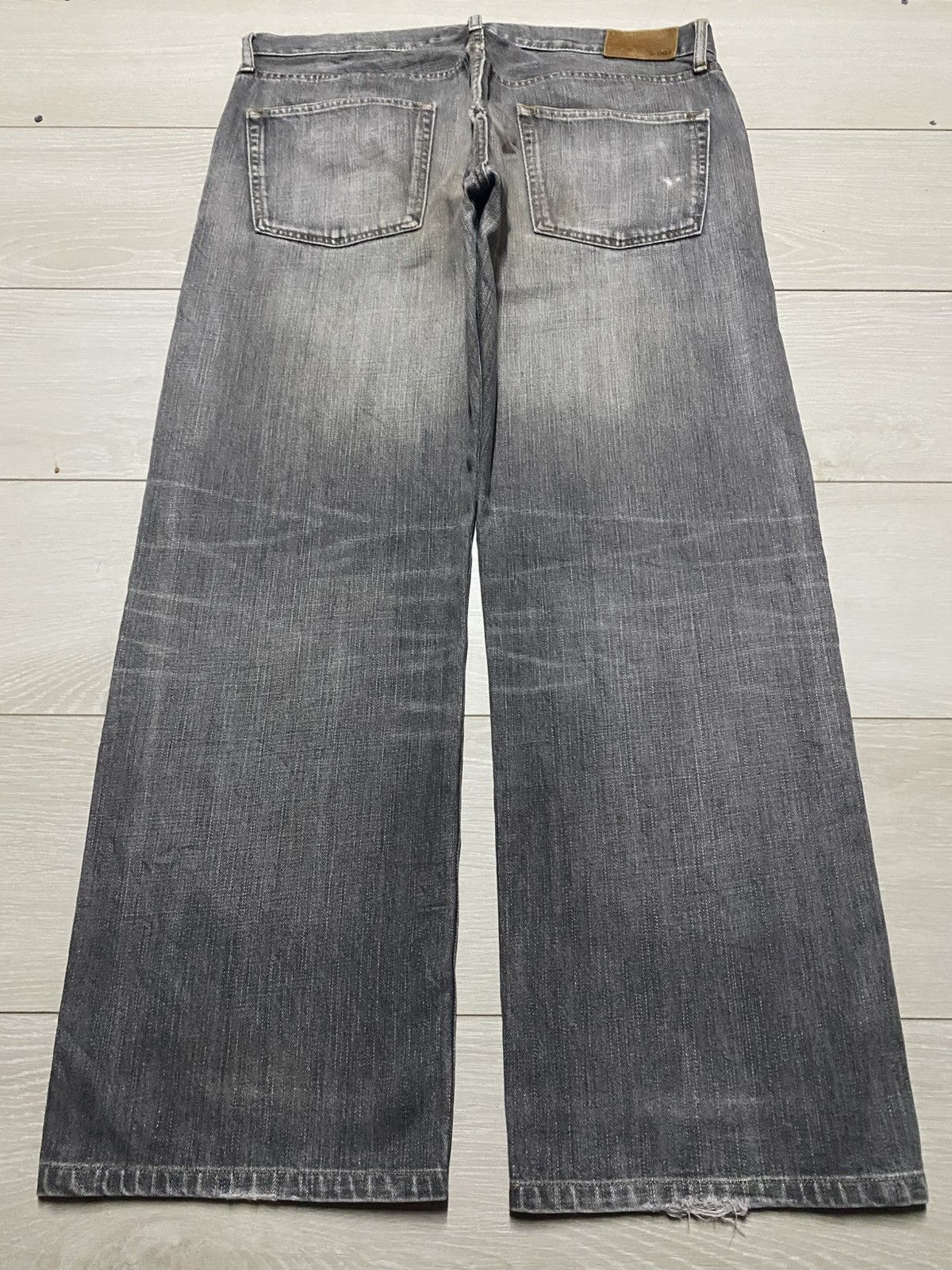 Uniqlo Vintage Uniqlo S003 Stone Wash Distressed Baggy Jeans Size US 37 - 2 Thumbnail
