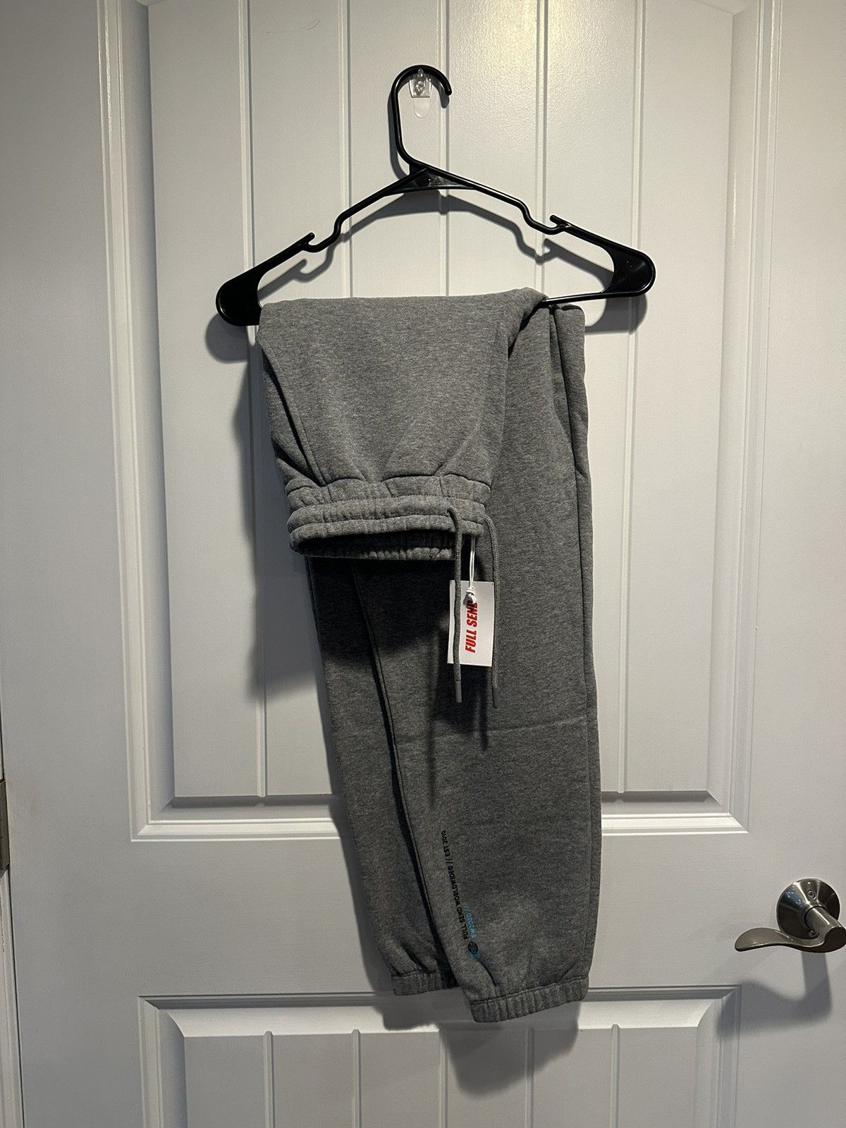 Full Send Full Send XS Gray Sweatpants Size 26" / US 2 / IT 38 - 2 Thumbnail
