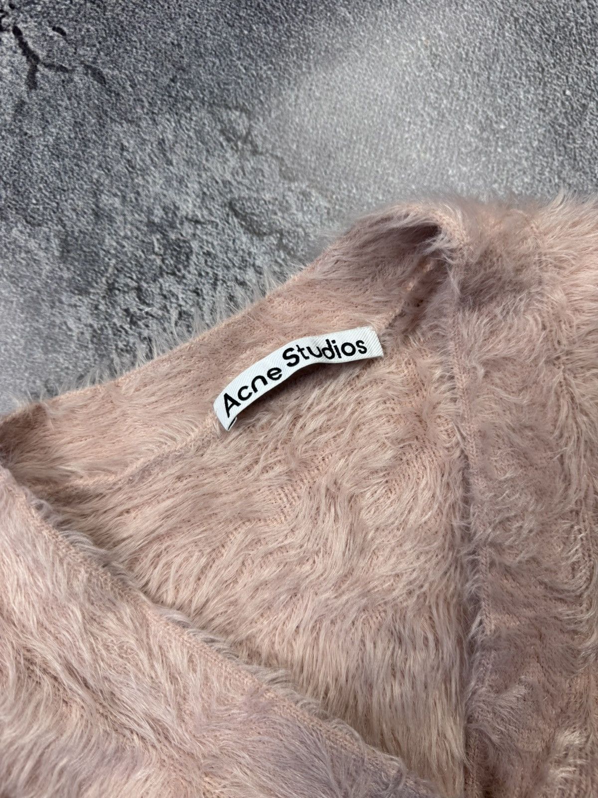 Acne Studios Acne Studios Shaggy Knit Cardigan Size XS / US 0-2 / IT 36-38 - 2 Thumbnail