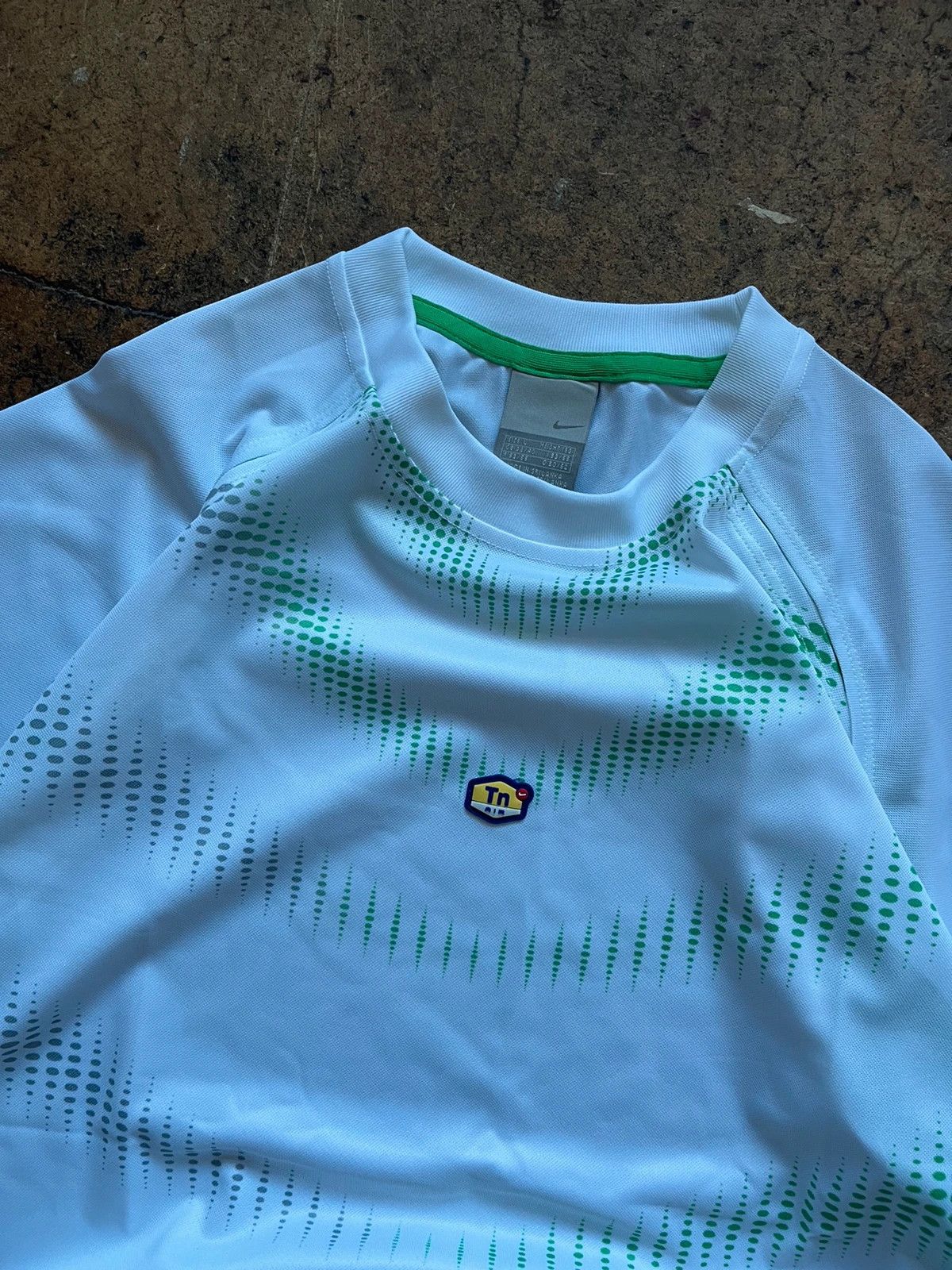 Nike Vintage Nike TN Tuned RARE T-Shirt Shirt Size US L / EU 52-54 / 3 - 2 Thumbnail