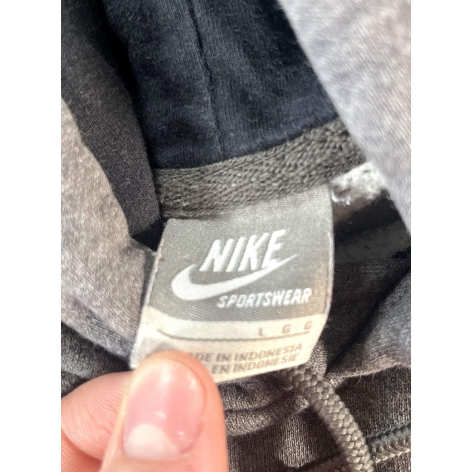 Nike VINTAGE Nike Hoodie Mens L Gray Check Fleece Swoosh 90s Grunge Pullover Theme Mens Size US L / EU 52-54 / 3 - 4 Thumbnail