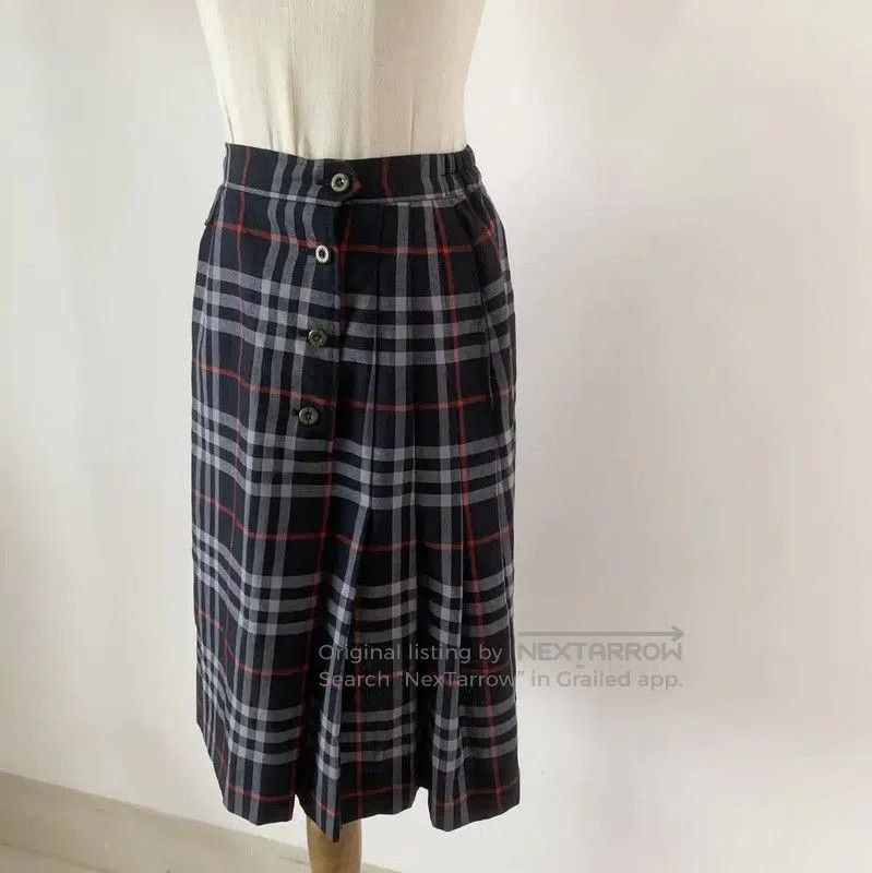 Burberry Burberry Women's Navy Wool Check Skirt. Size 27" / US 4 / IT 40 - 7 Thumbnail