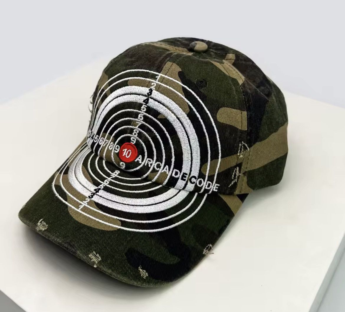 Japanese Brand Bull's-eye Cross Embroidery Baseball Hat Size ONE SIZE - 1 Thumbnail