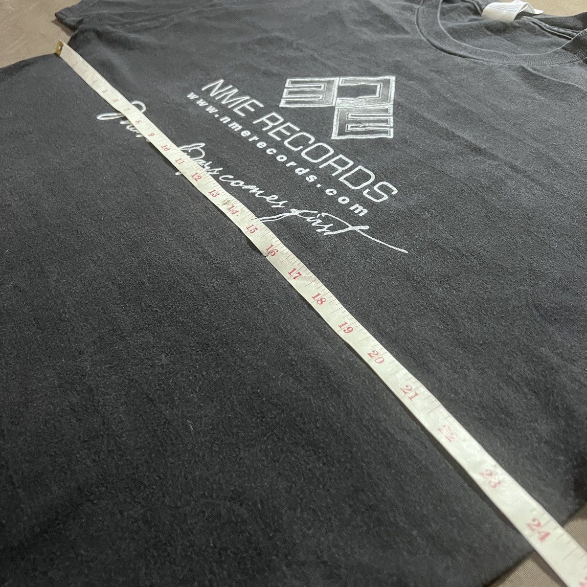 Rap Tees Vintage Y2K NME Records Hiphop R&B Promo Tee Faded XL Size US XL / EU 56 / 4 - 5 Thumbnail