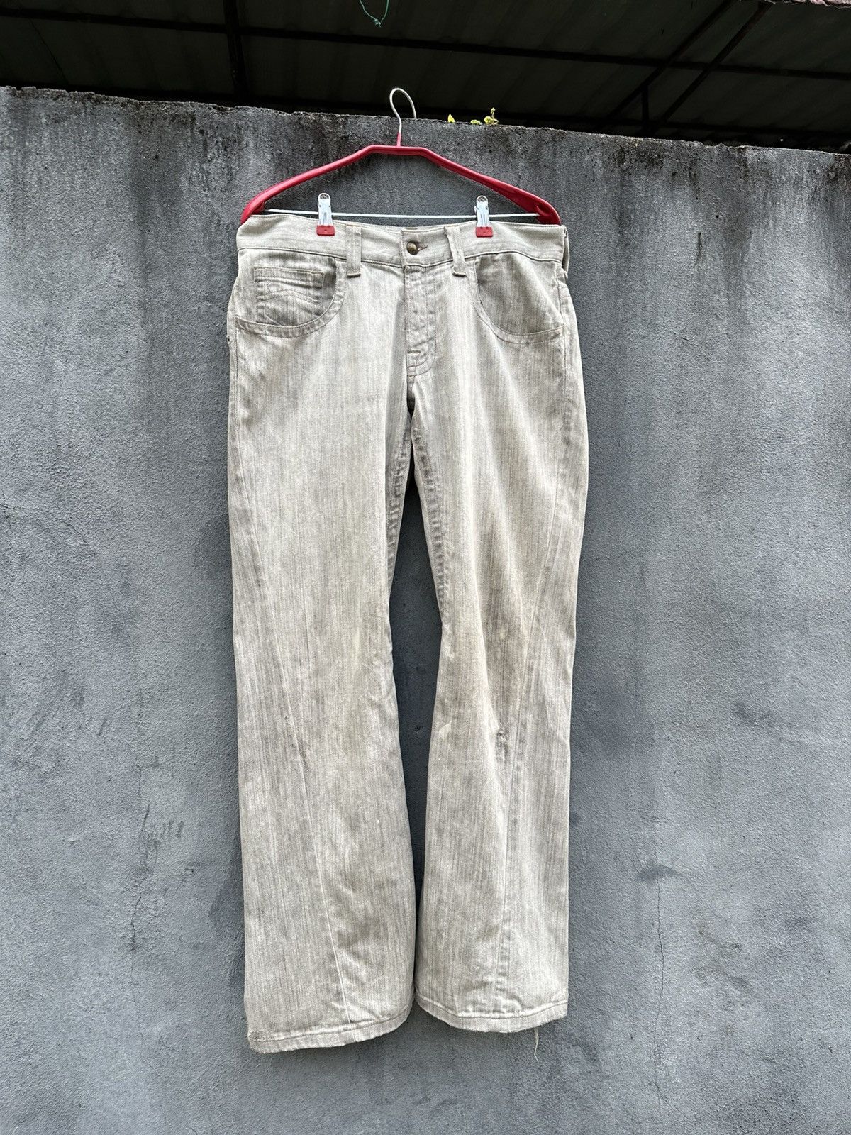 Emporio Armani 👹Vintage THRASHED Emporio Armani Baggy Flare Jeans Size US 33 - 5 Thumbnail