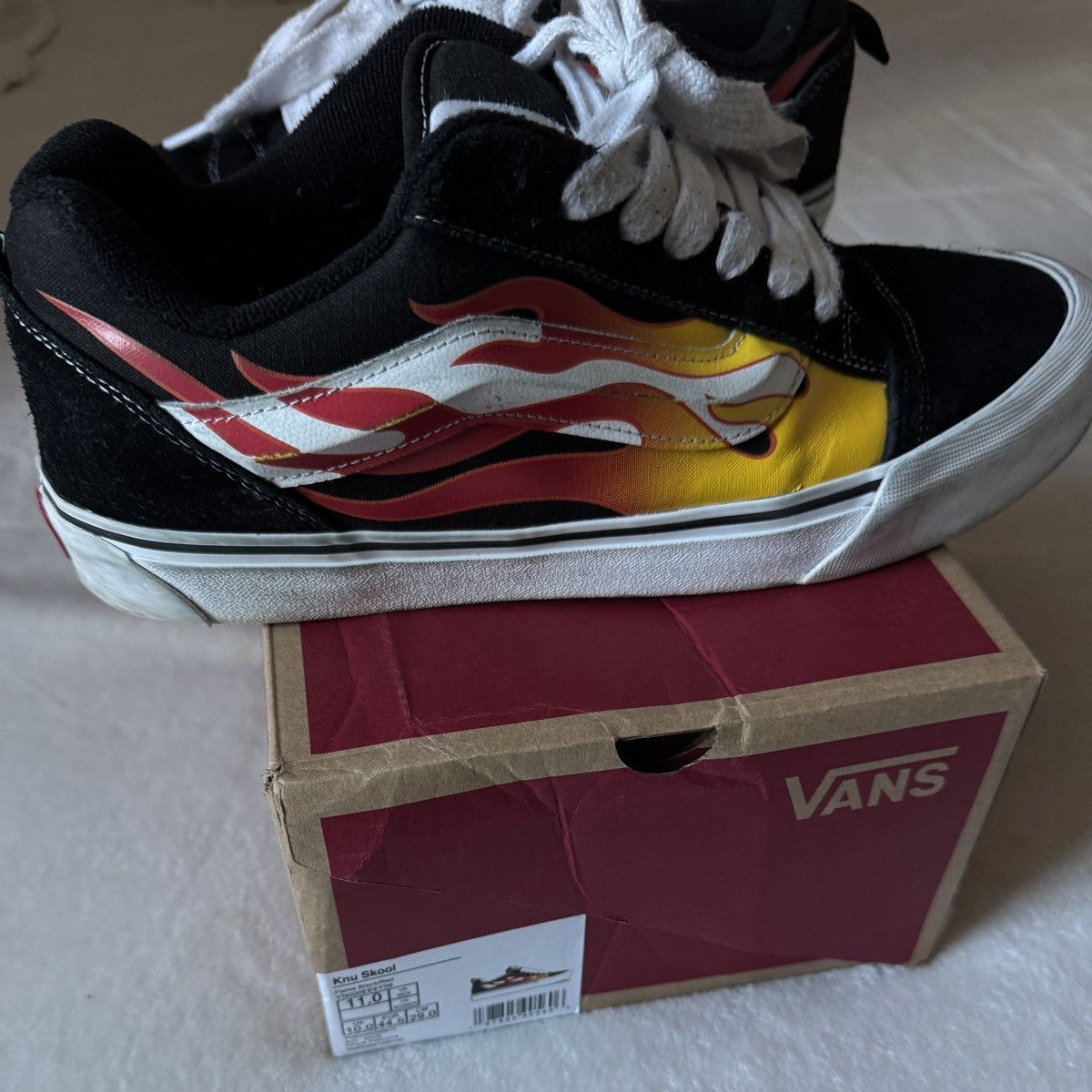 Vans Vans Classic Fire Low-Top Shoes Size US 11 / EU 44 - 2 Thumbnail