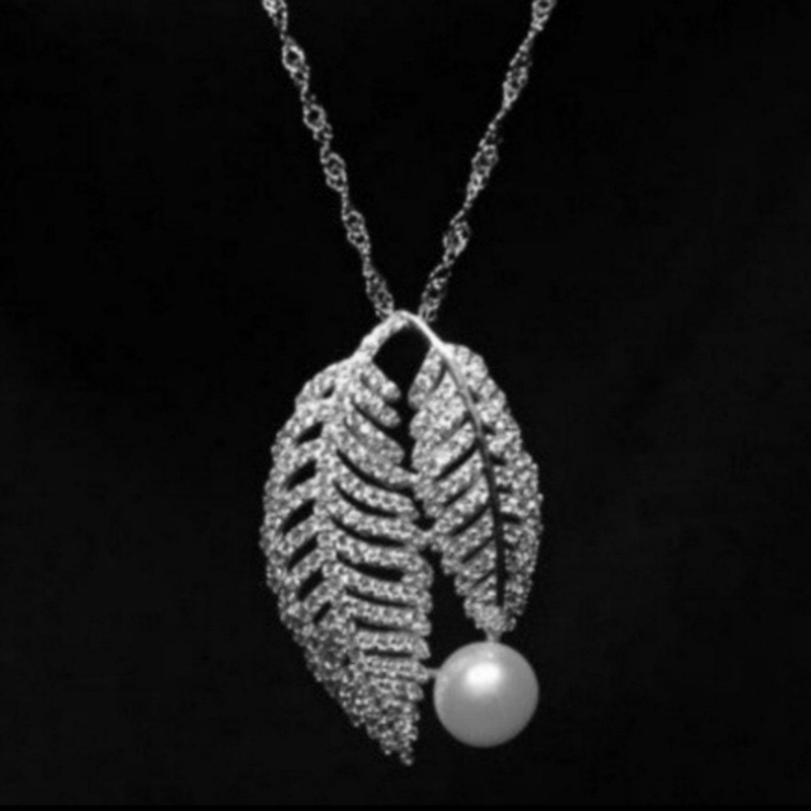 Other Double Leaves Necklace Pearl Pendant Sterling Silver NWT Size ONE SIZE - 6 Thumbnail