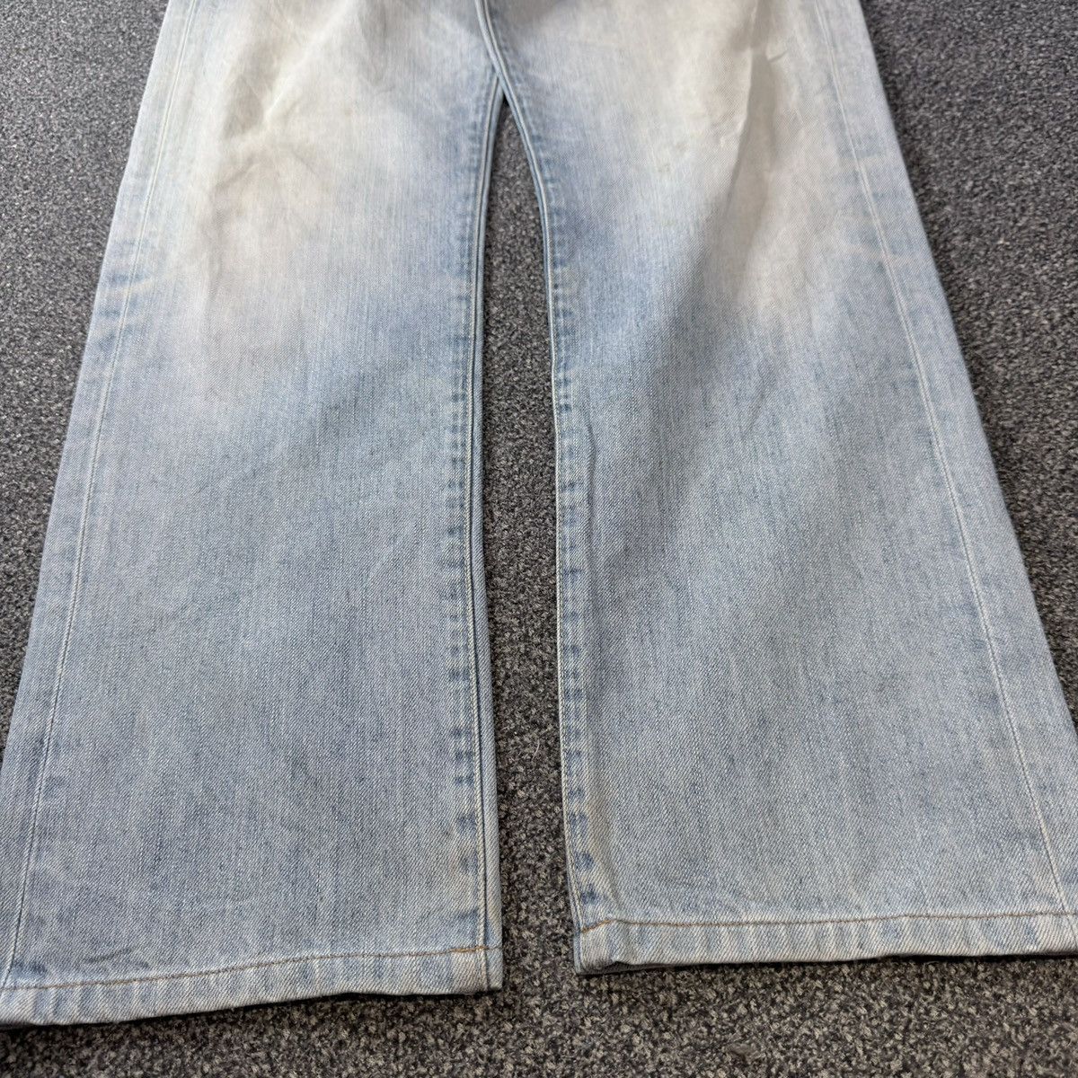 Undercover Archives Japanese Denim Uniqlo UJ S002 Fade Wideleg Denim Size US 33 - 7 Thumbnail
