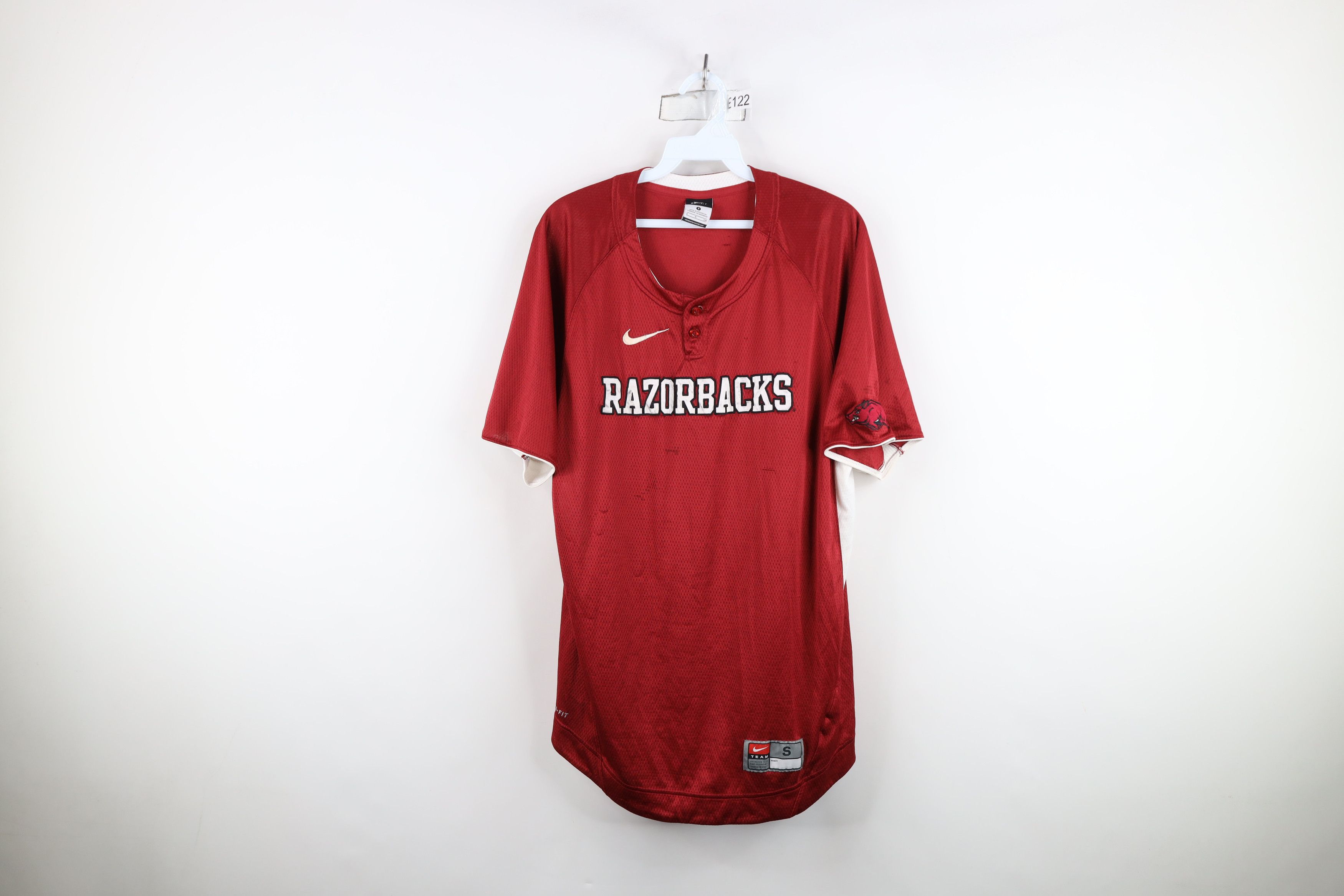 Nike Nike University of Arkansas Baseball Jersey Henley Shirt Size US S / EU 44-46 / 1 - 1 Thumbnail