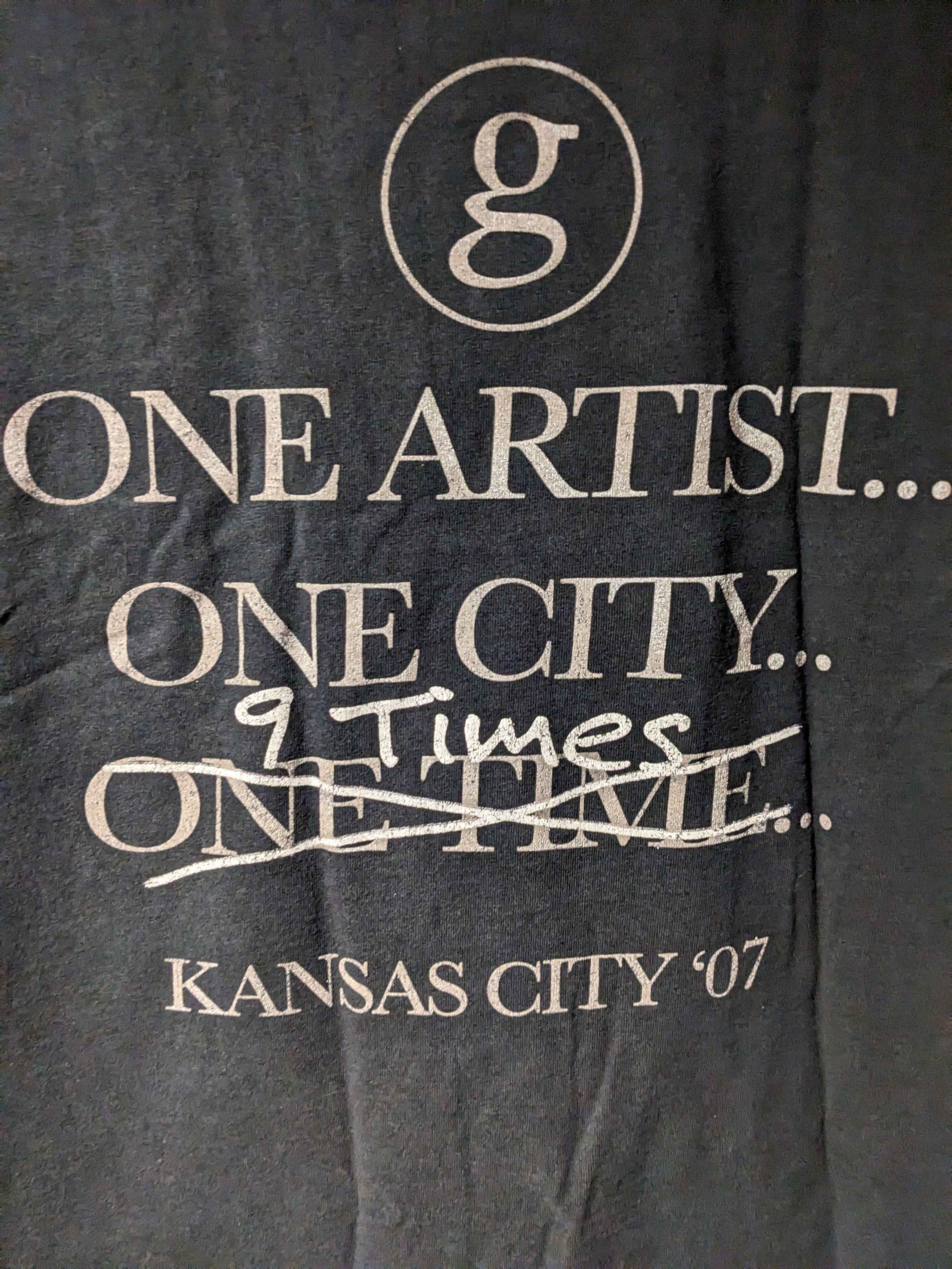 Band Tees Vintage 2007 Garth Brooks One Artist One City T-Shirt Size US L / EU 52-54 / 3 - 8 Thumbnail