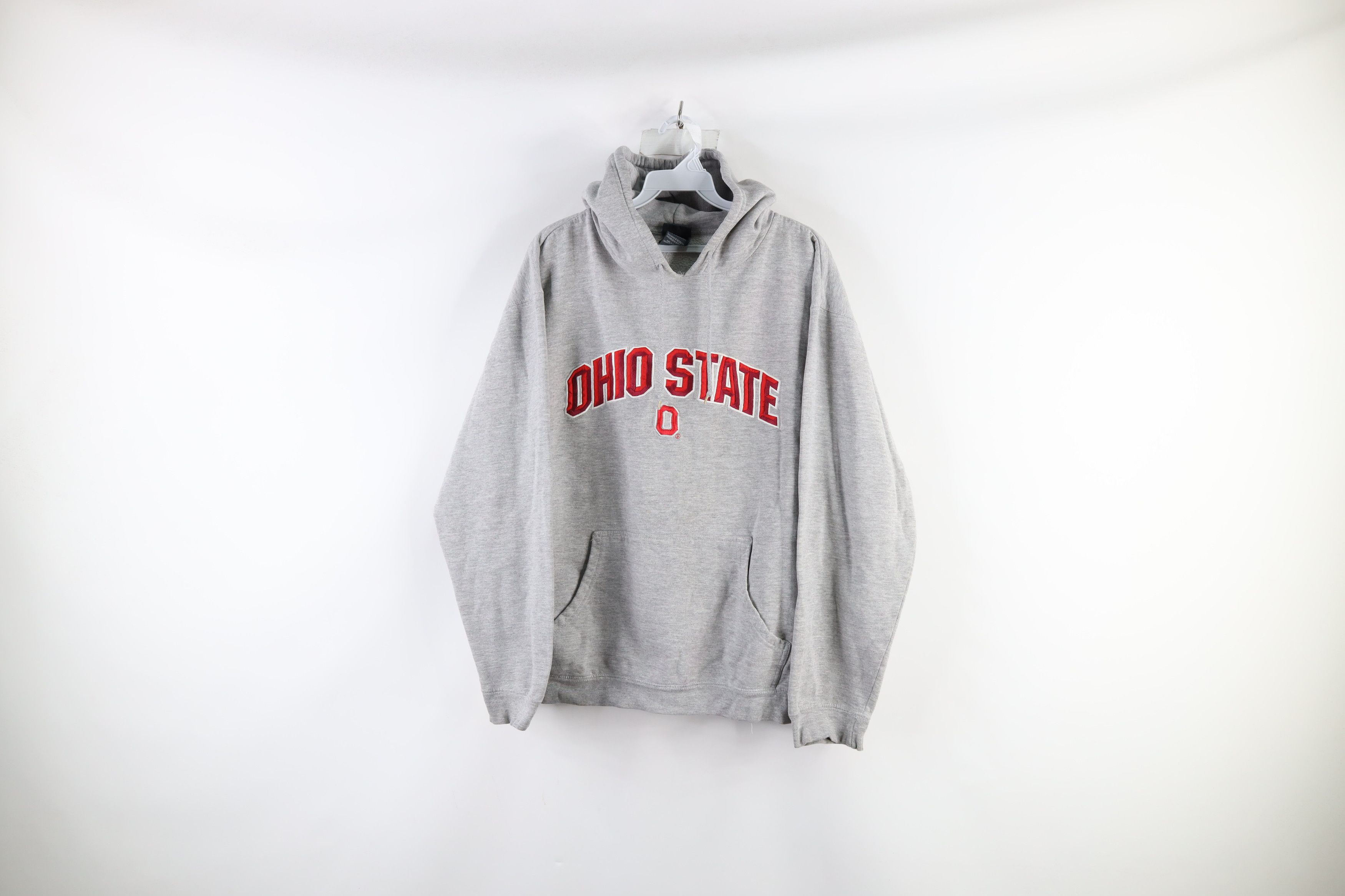 Vintage Vintage Distressed Ohio State University Hoodie Sweatshirt Size US L / EU 52-54 / 3 - 1 Thumbnail
