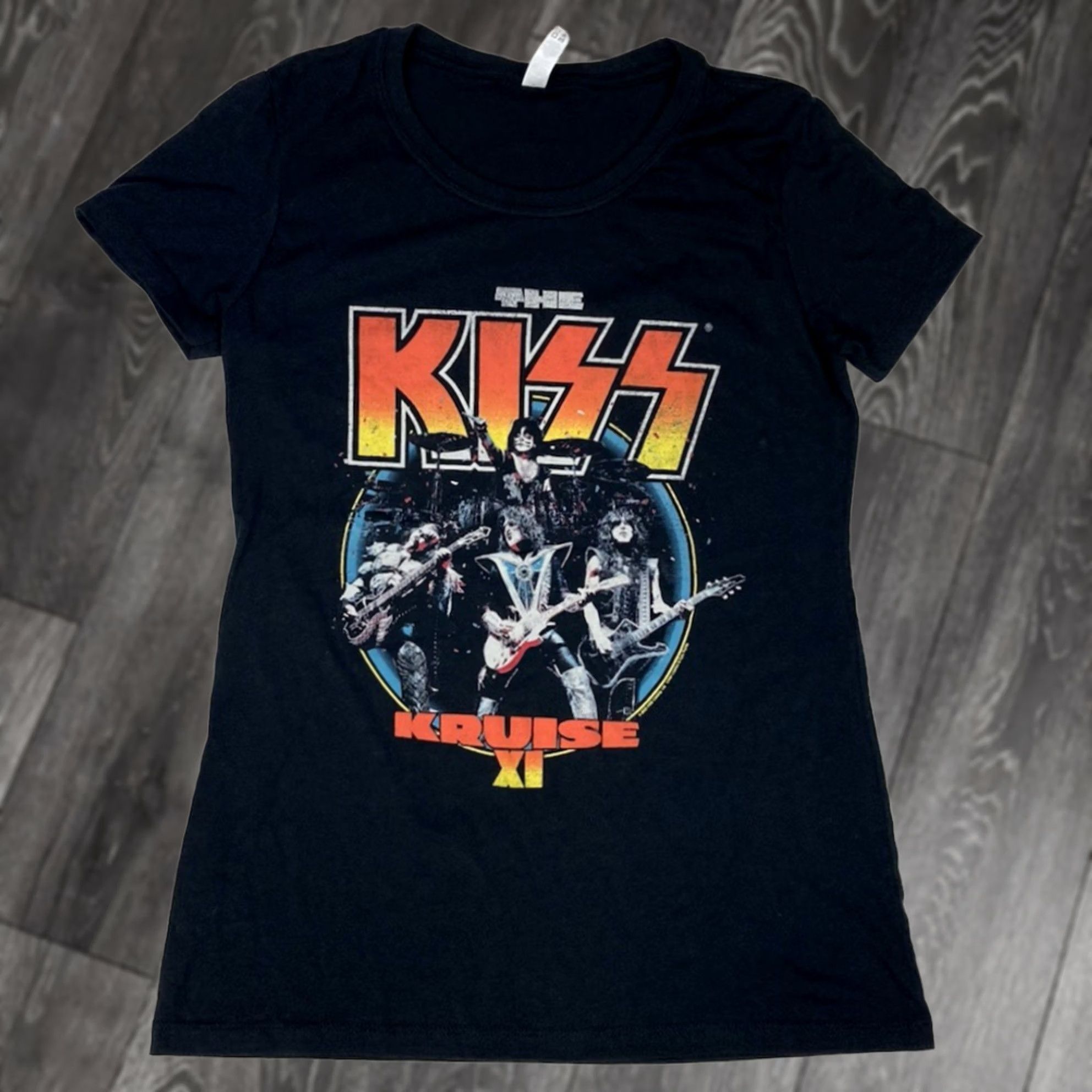 Next Level Kiss Kruise XI Graphic T-shirt Women Small Black Short Sleeve Music Merch 2022 Size S / US 4 / IT 40 - 1 Thumbnail