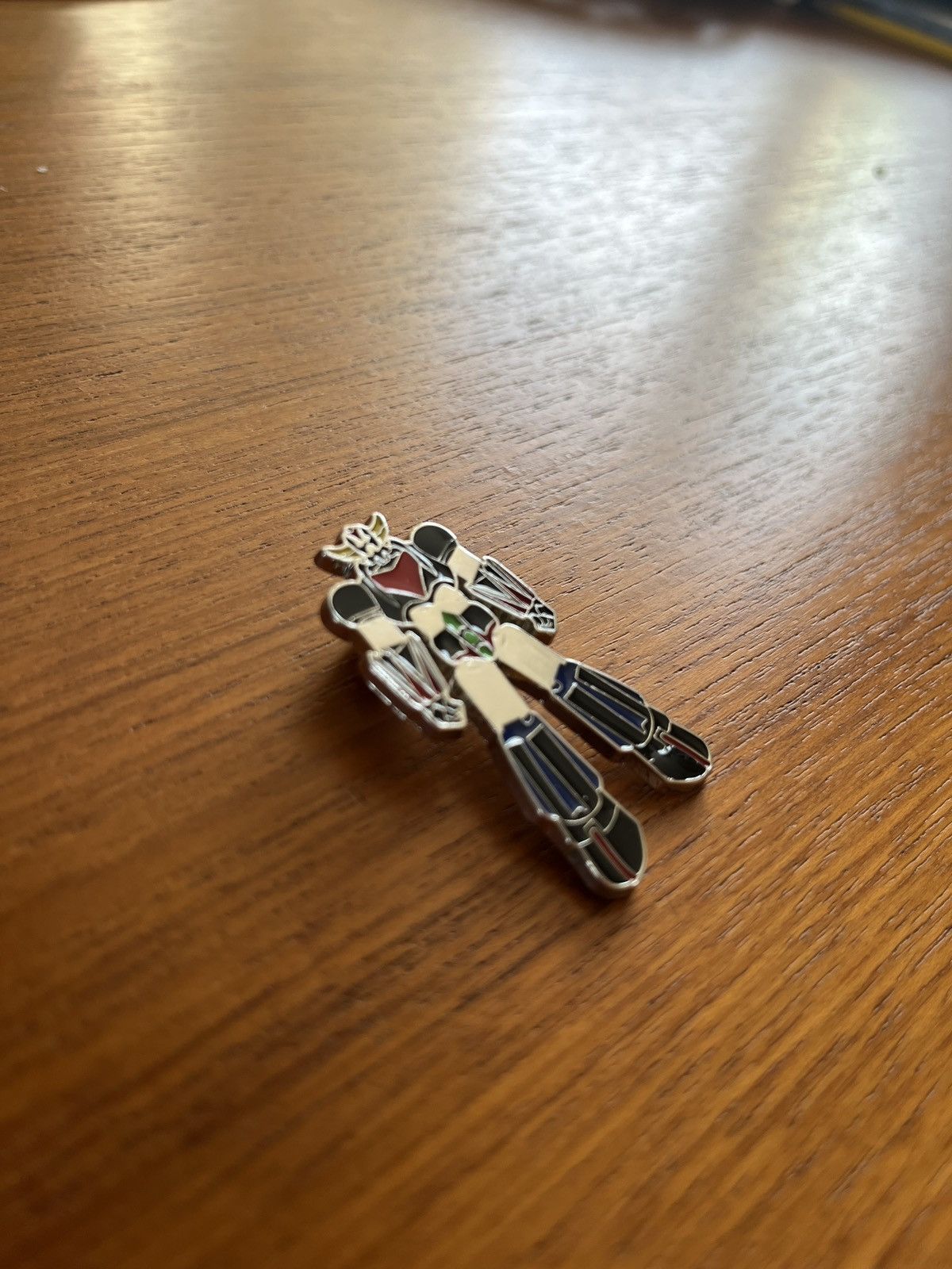 Anime Grandizer pin Size ONE SIZE - 2 Thumbnail