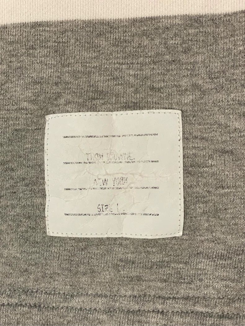 Thom Browne Thom browne Gray classic four-striped shorts 2504-Nextarrow Size US 29 - 3 Thumbnail